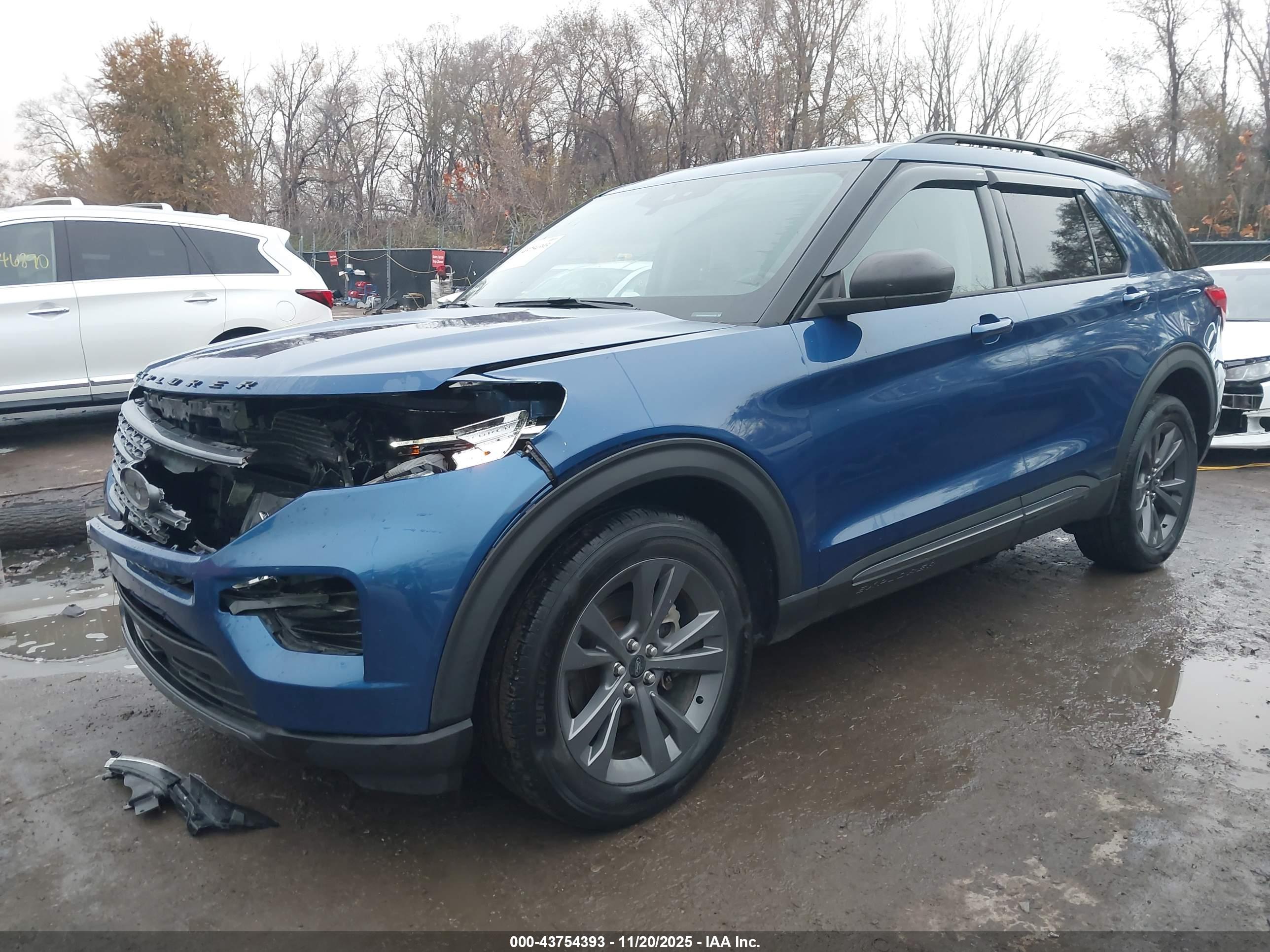 FORD EXPLORER image 2