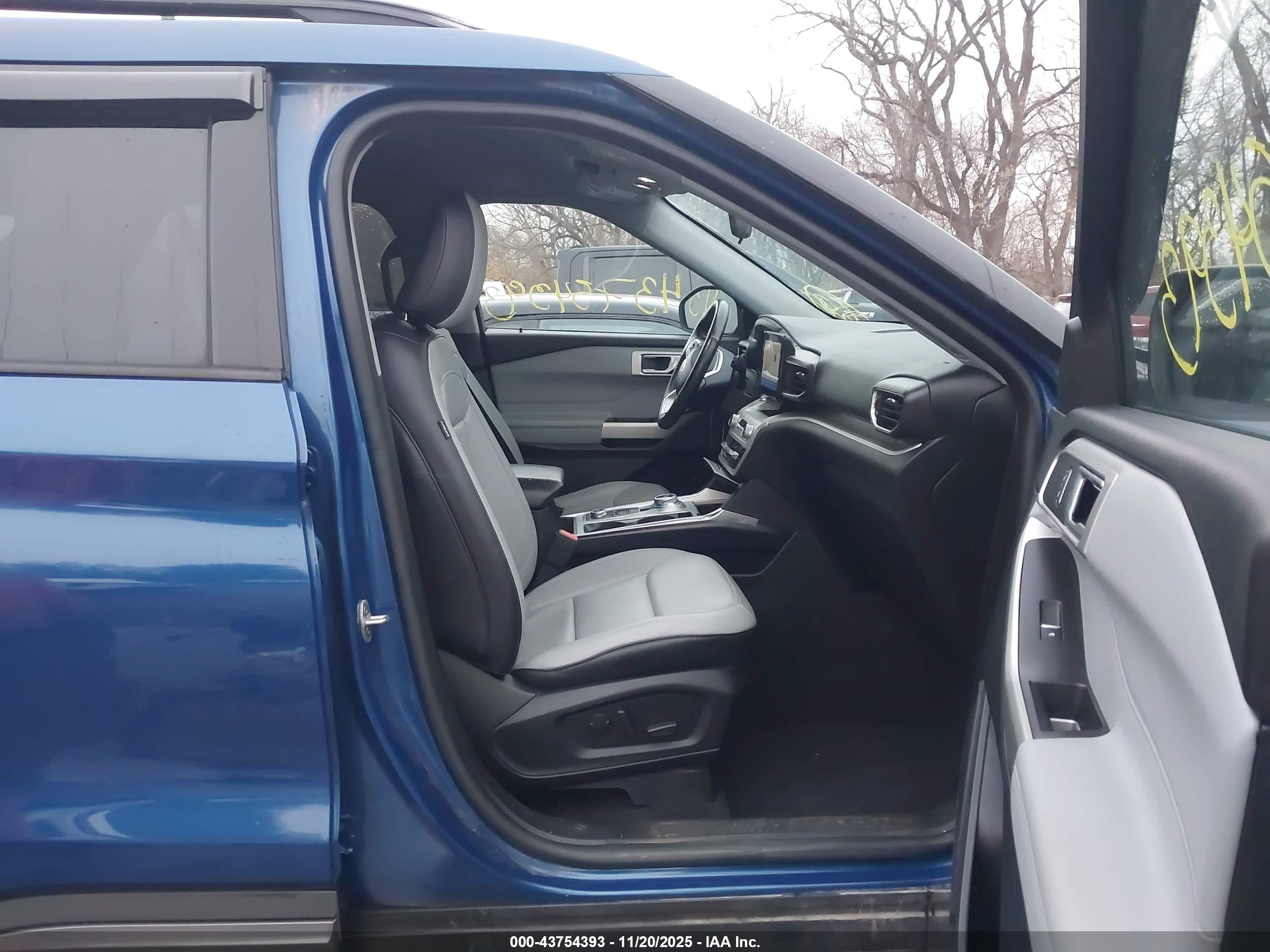 FORD EXPLORER image 5