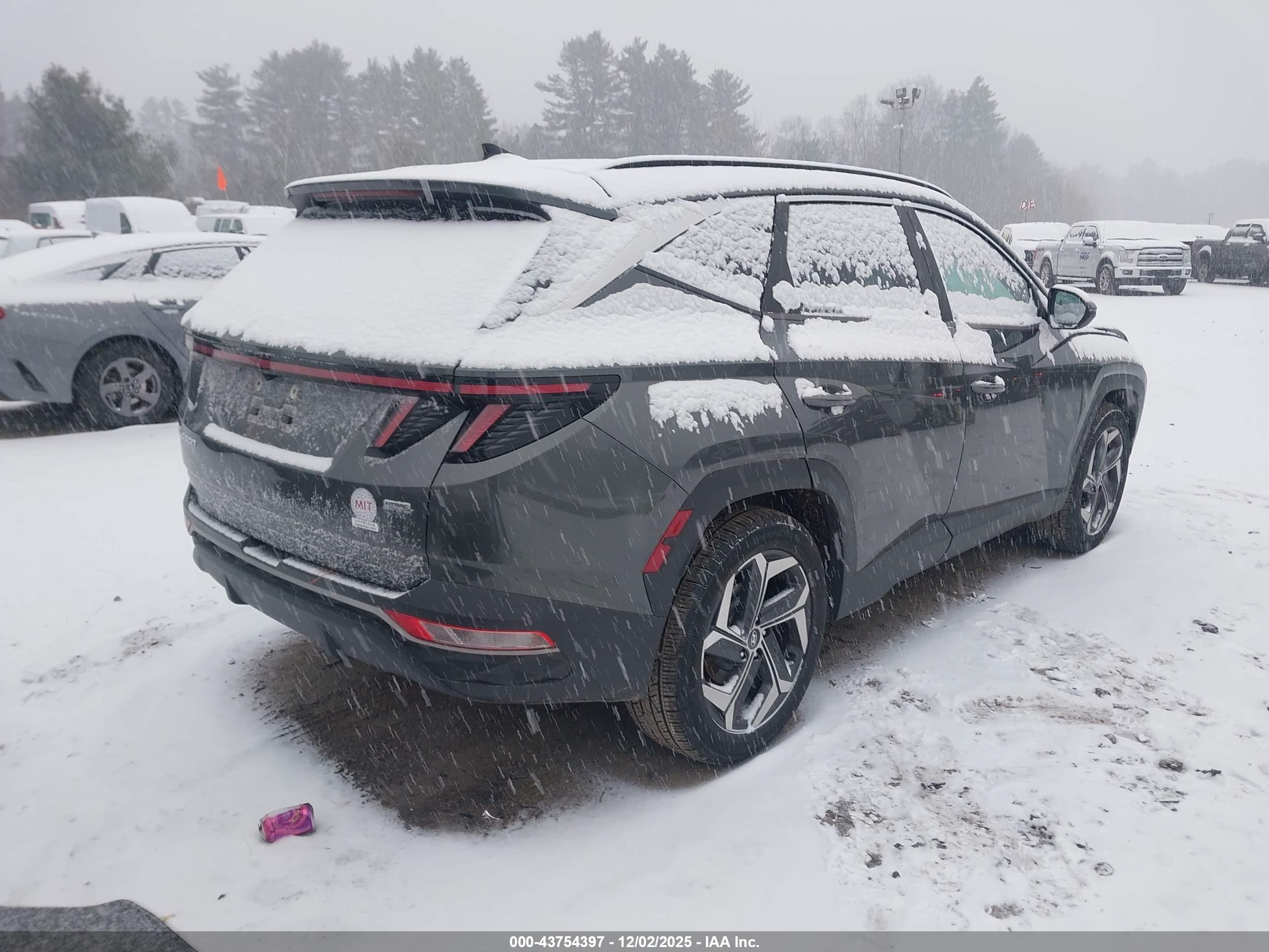 HYUNDAI TUCSON image 4