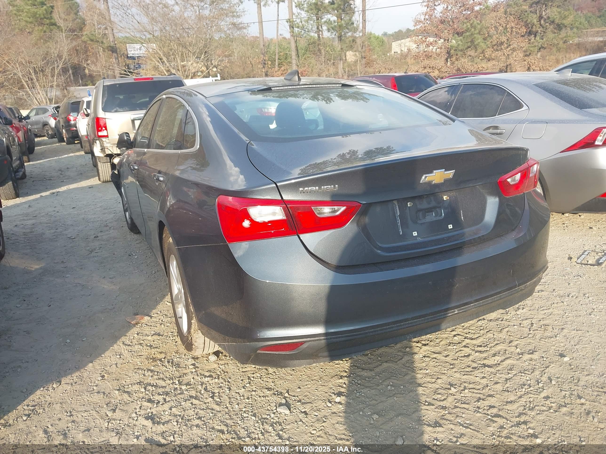 CHEVROLET MALIBU image 3