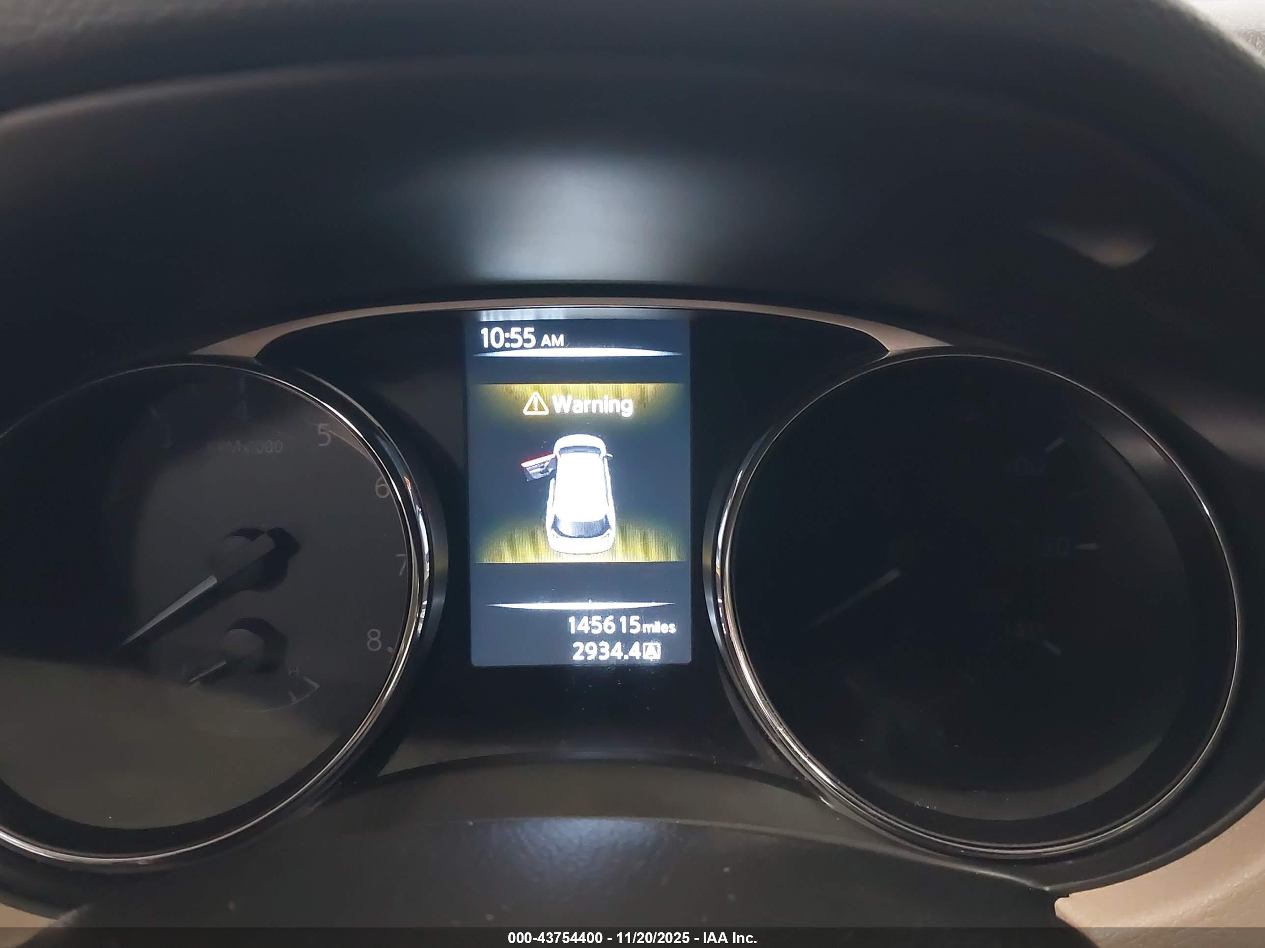 NISSAN ROGUE image 7