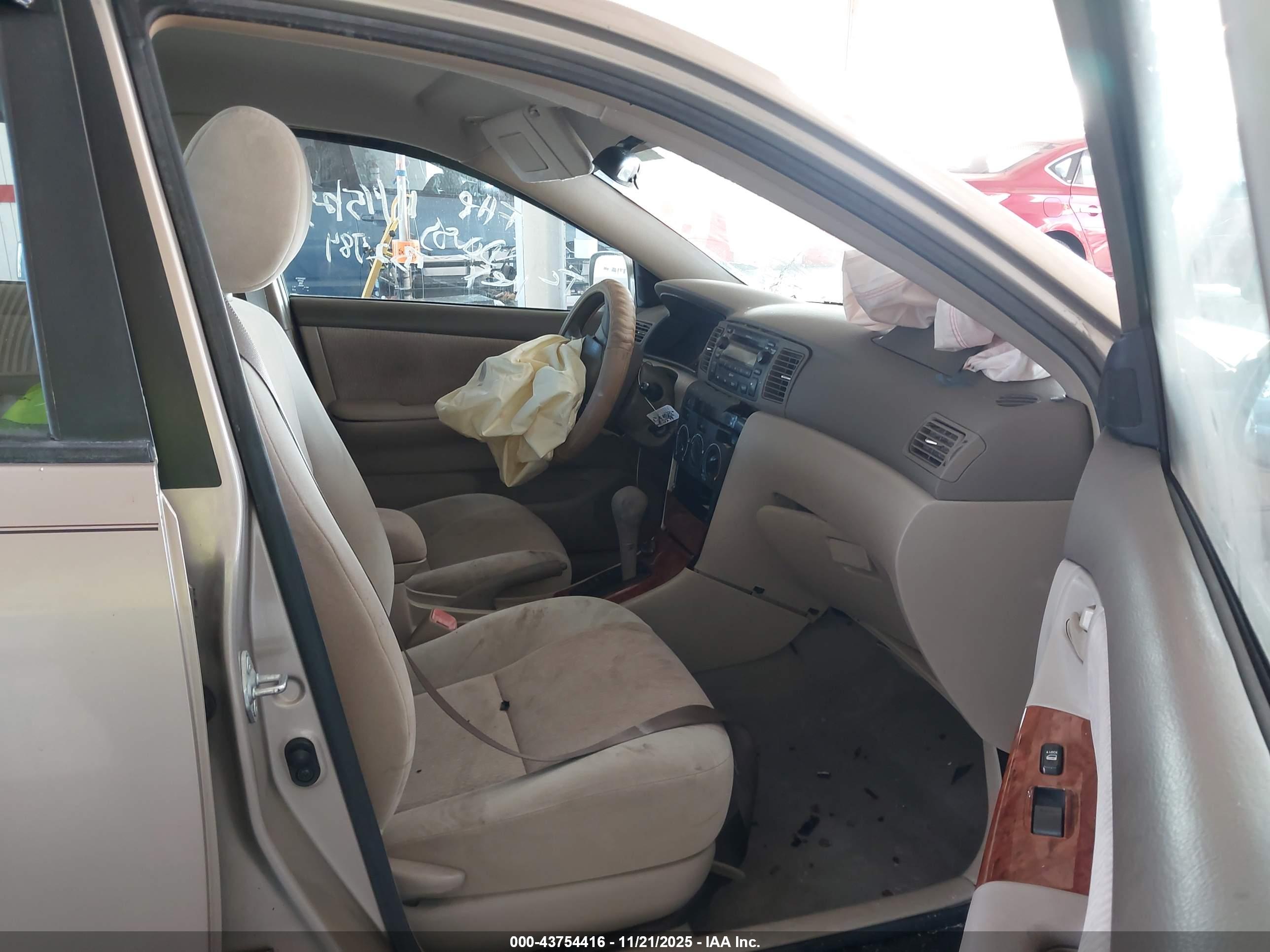 TOYOTA COROLLA image 5