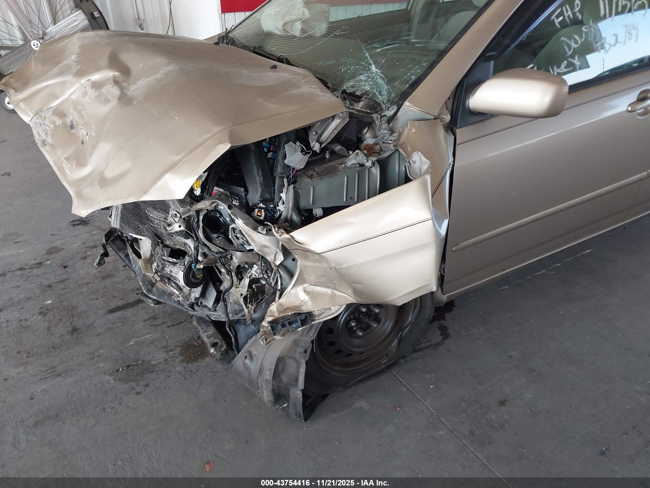 TOYOTA COROLLA image 6