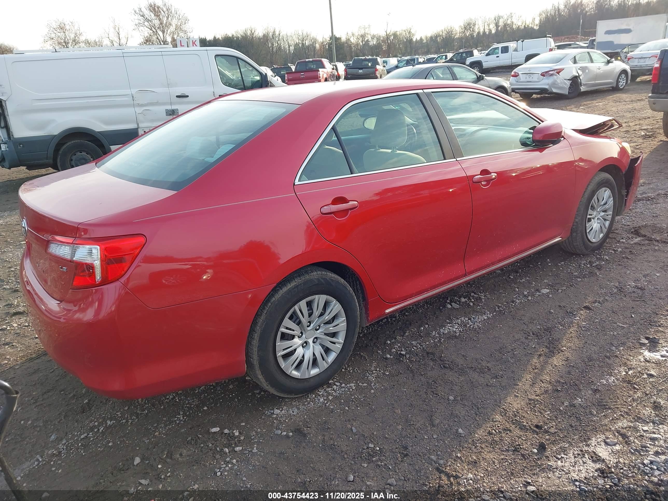 TOYOTA CAMRY image 4