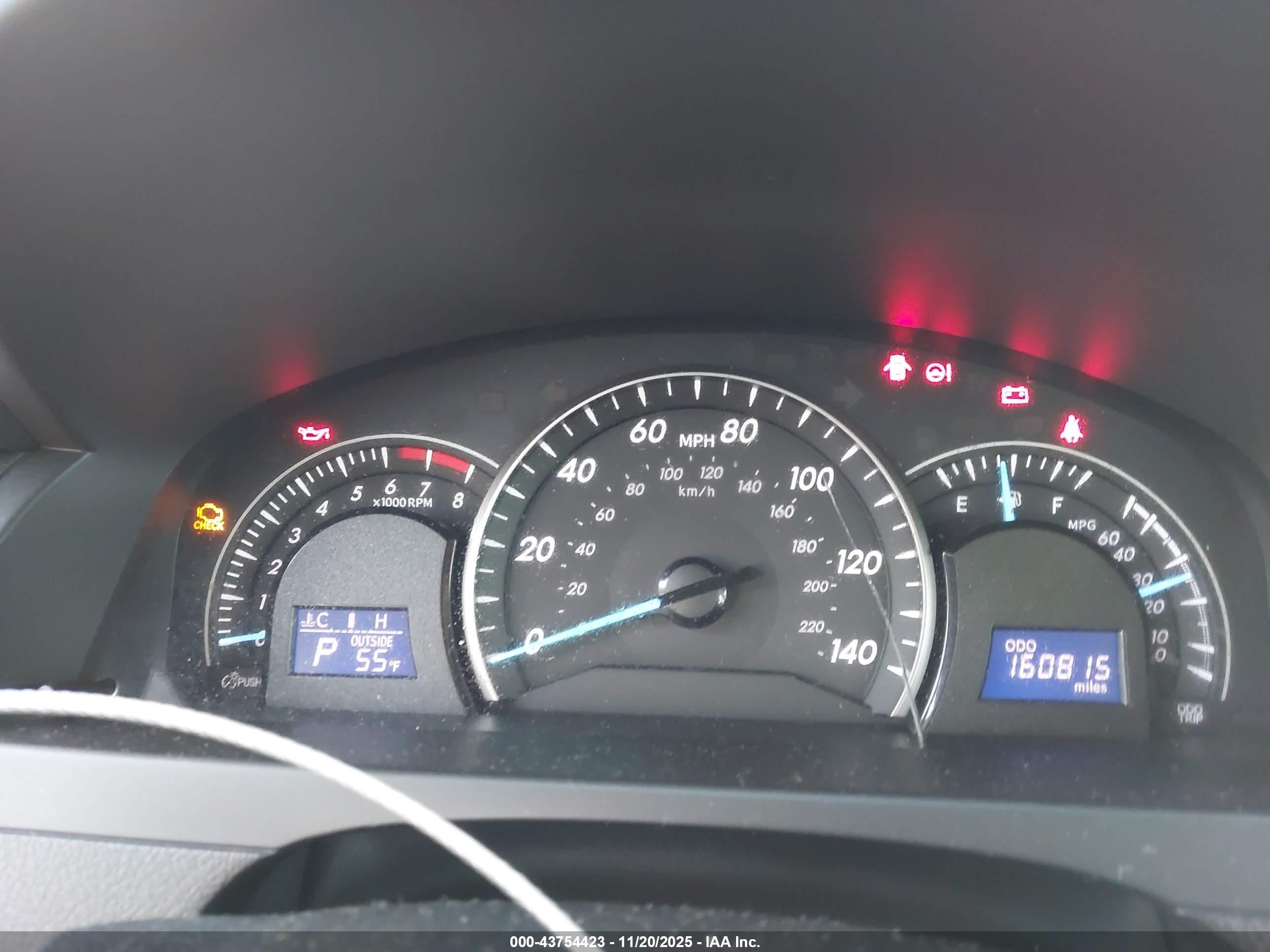 TOYOTA CAMRY image 7