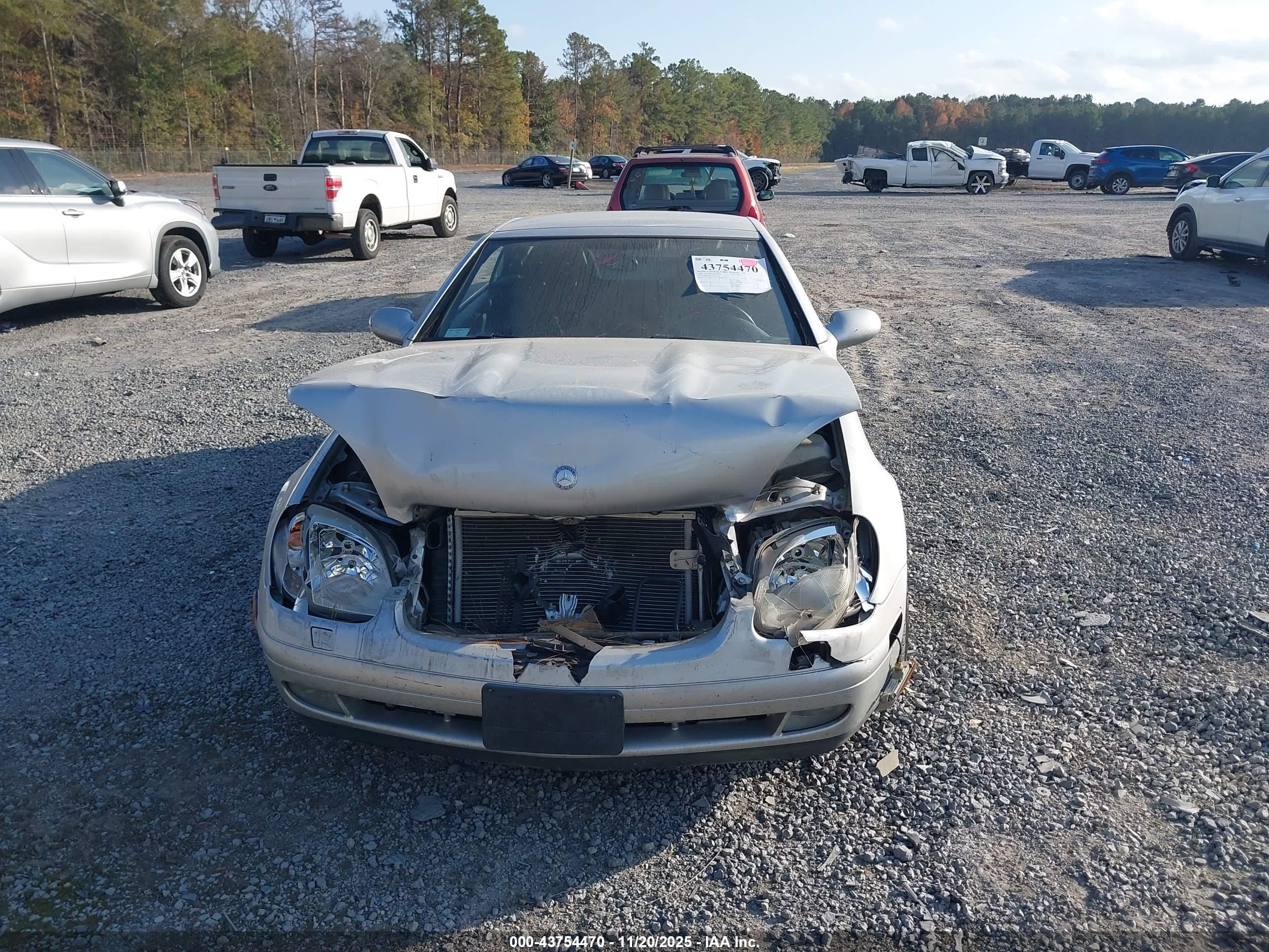 MERCEDES-BENZ SLK image 6