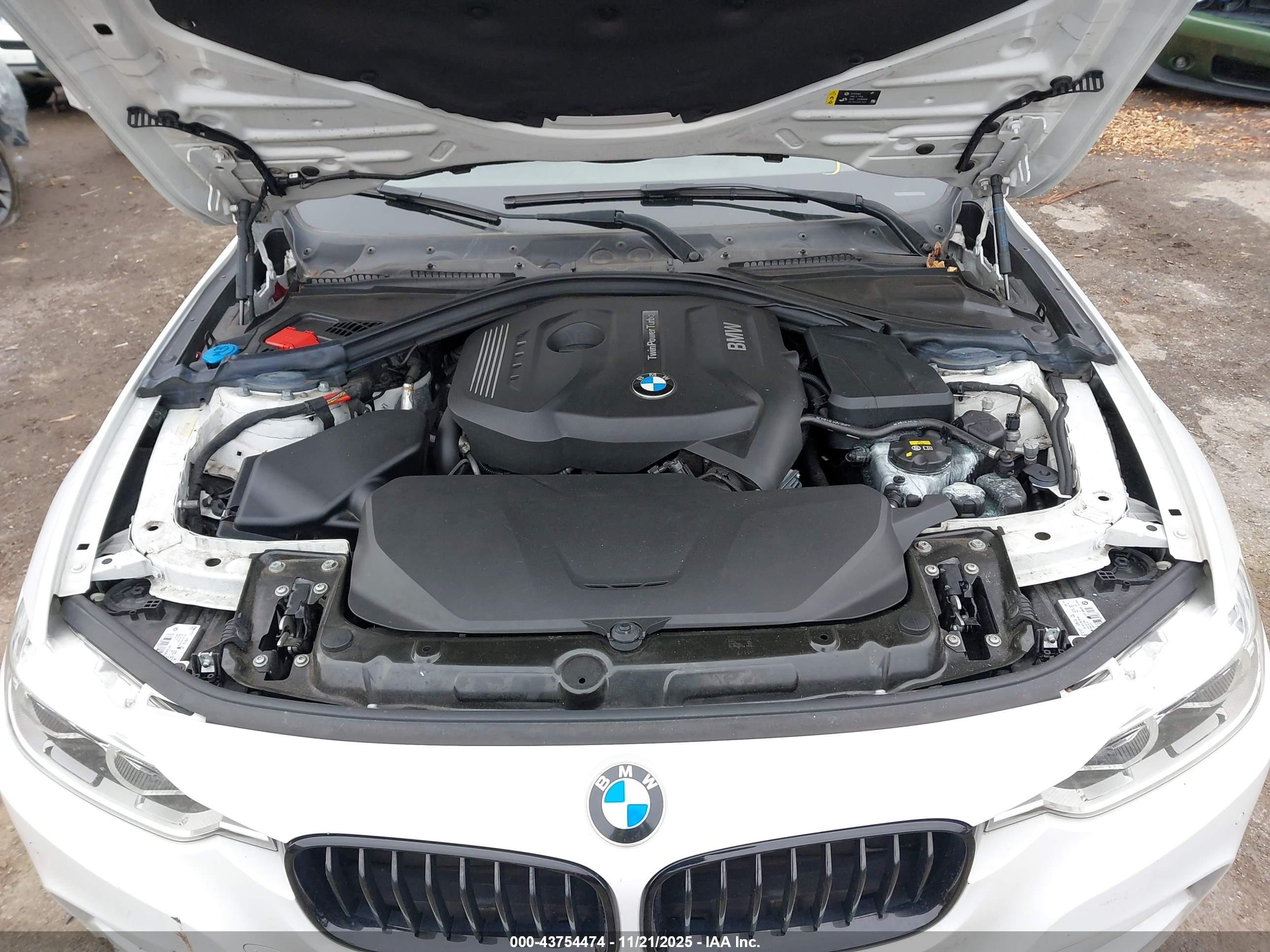 BMW 330I image 10