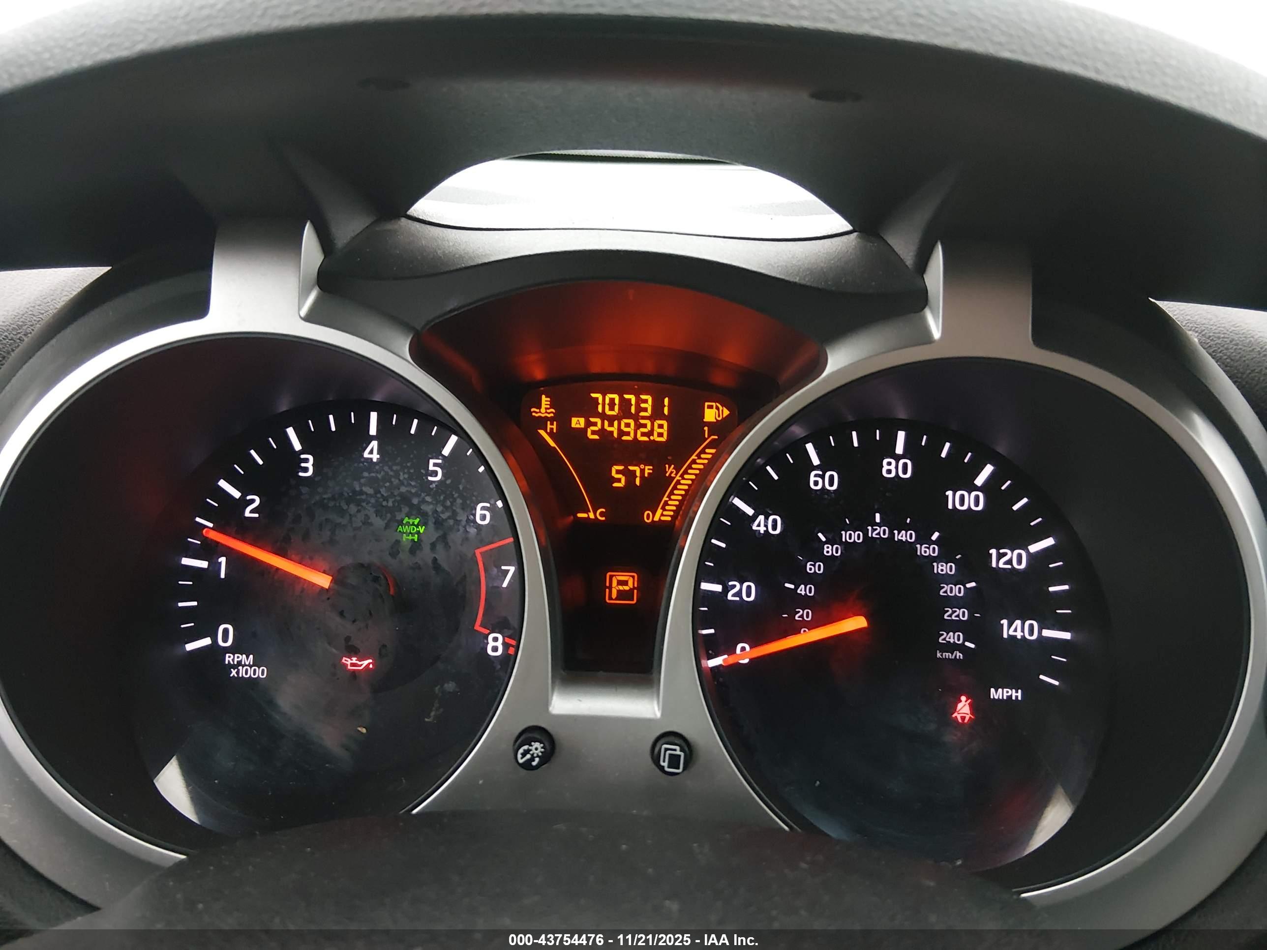NISSAN JUKE image 7