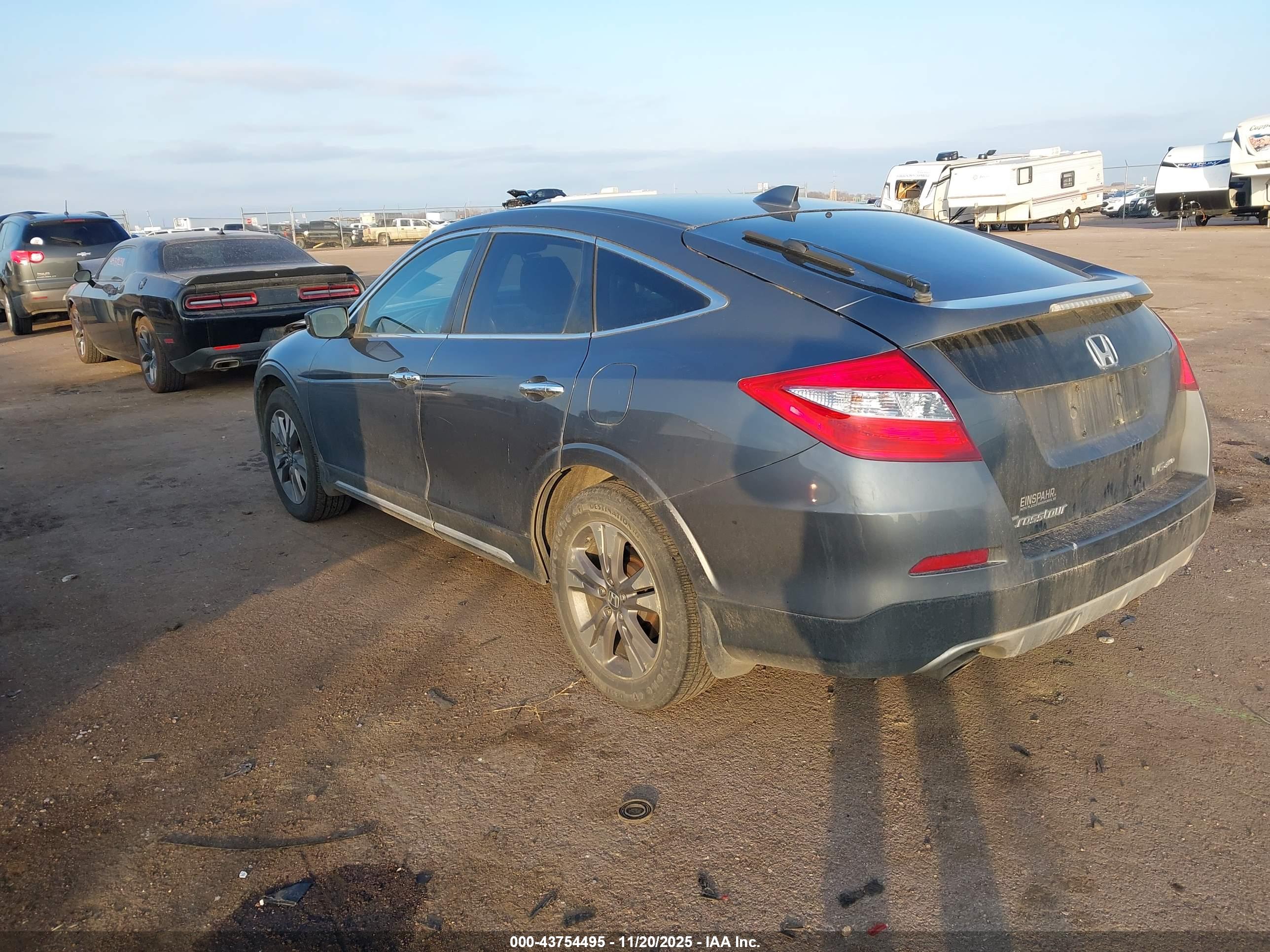HONDA CROSSTOUR image 3