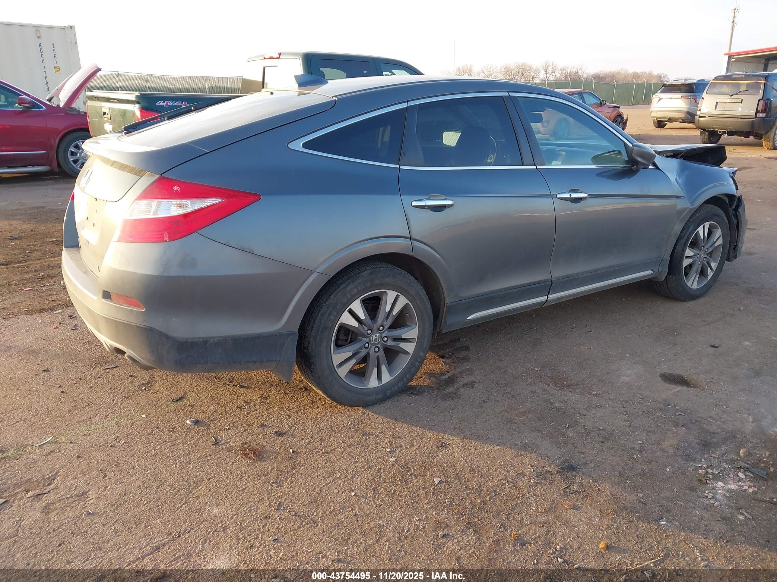 HONDA CROSSTOUR image 4
