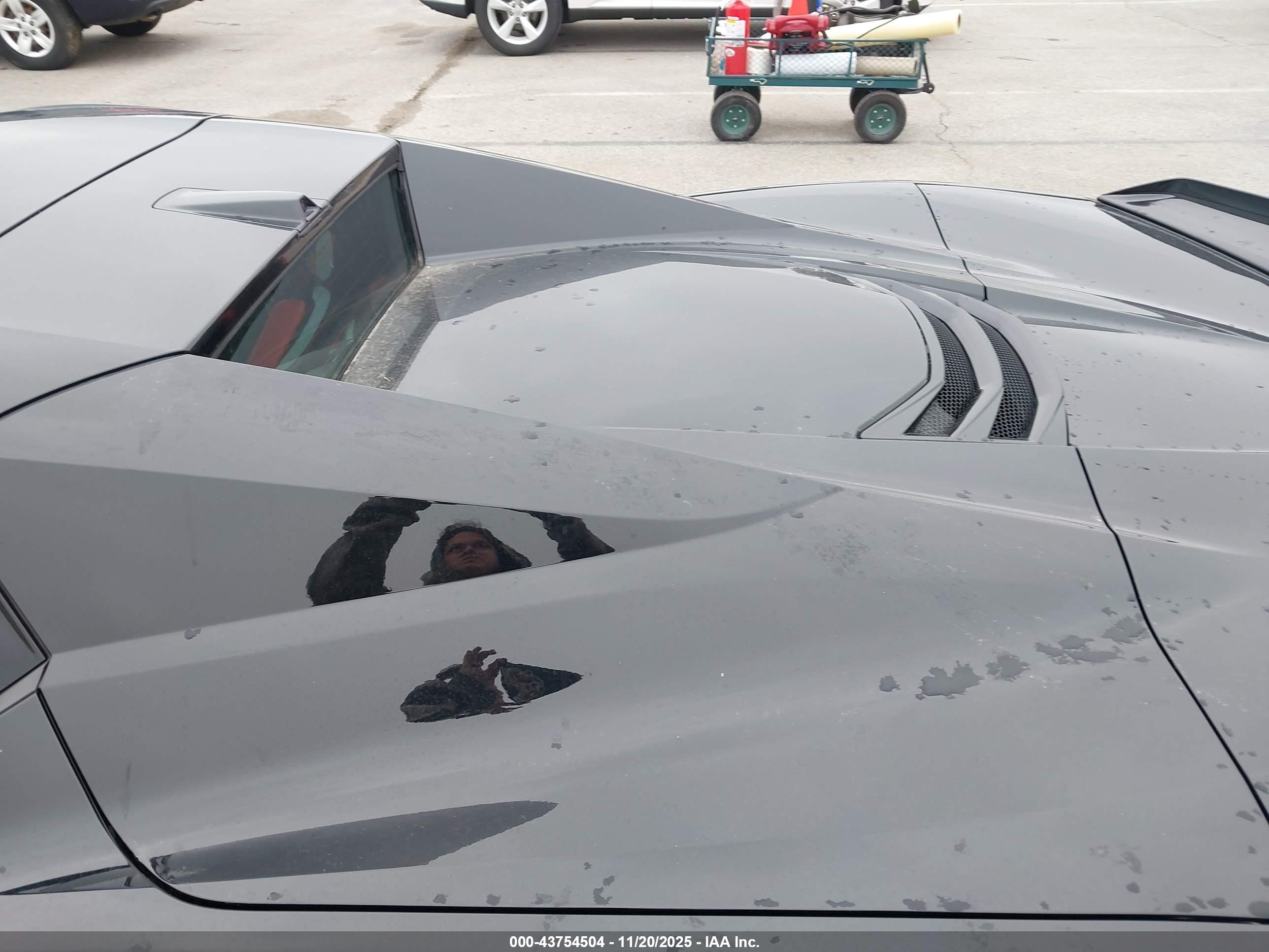 CHEVROLET CORVETTE image 10