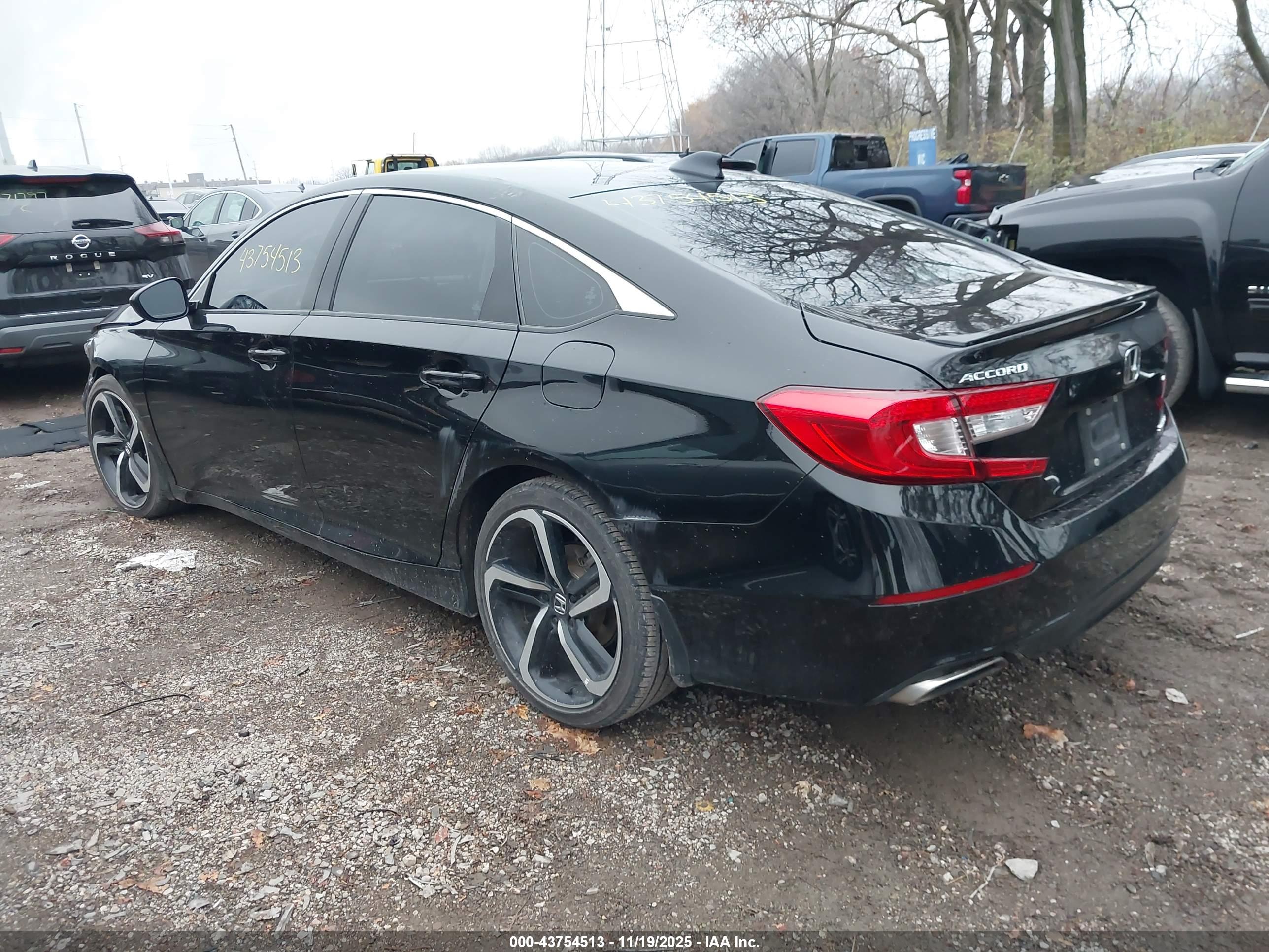 HONDA ACCORD image 3