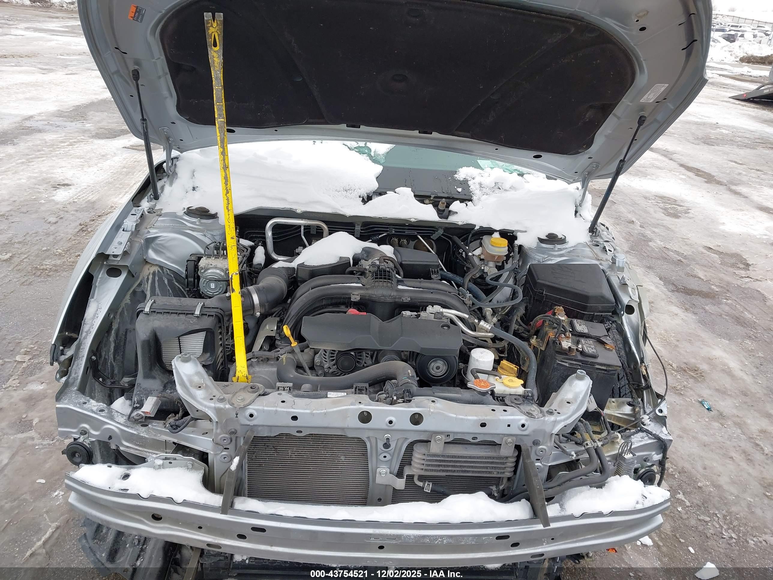SUBARU OUTBACK image 10