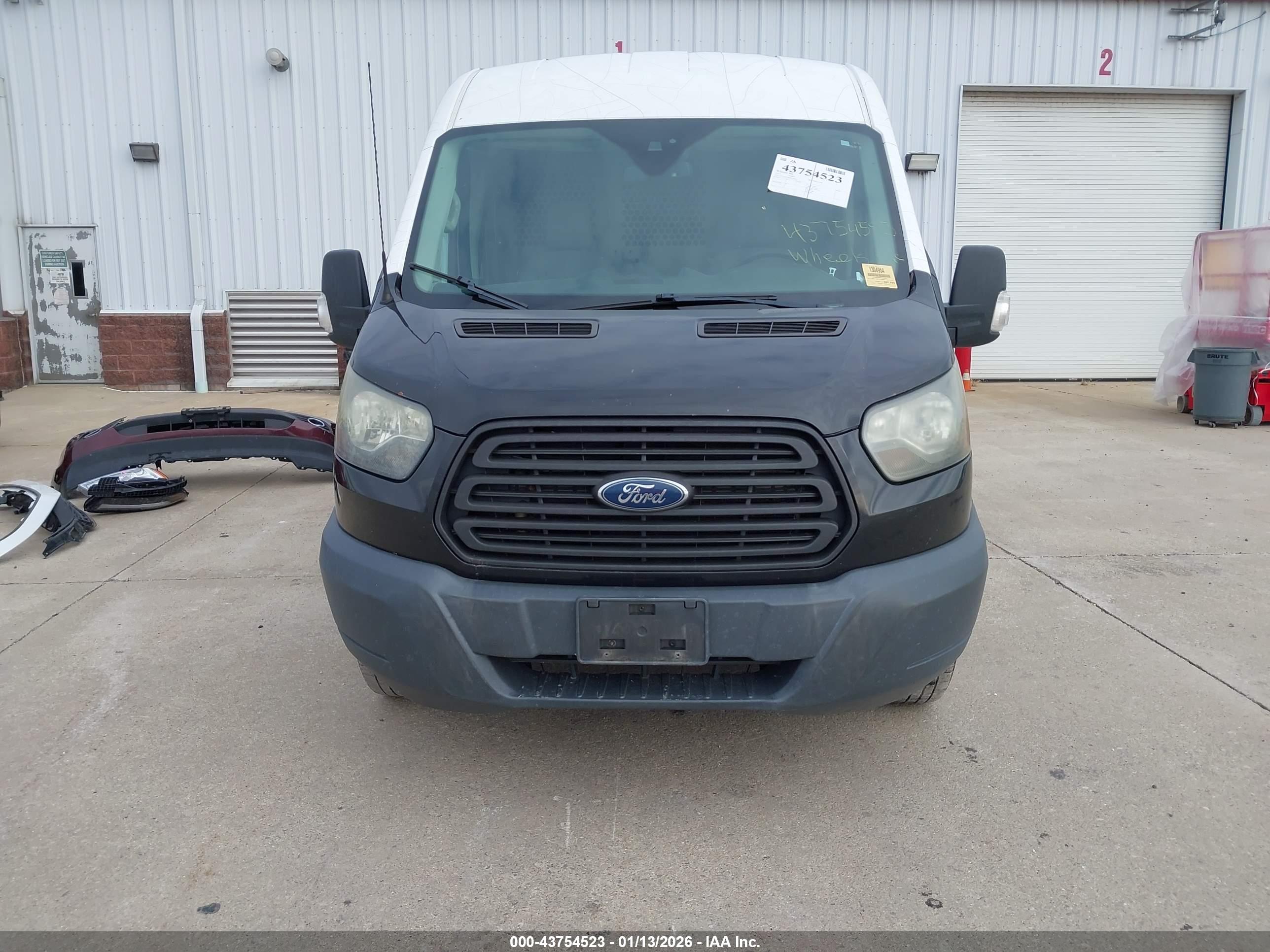 FORD TRANSIT-250 image 6