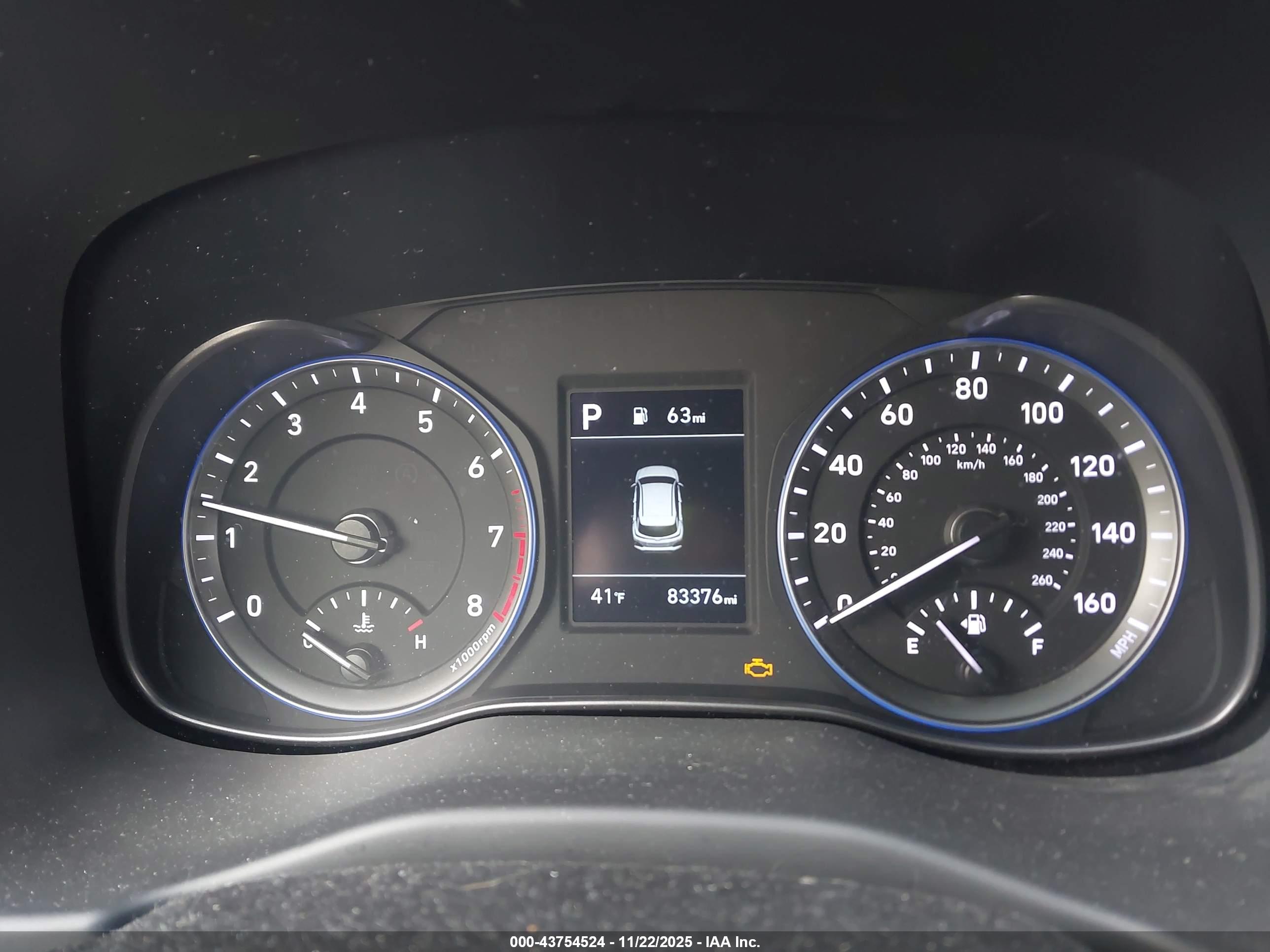 HYUNDAI KONA image 7