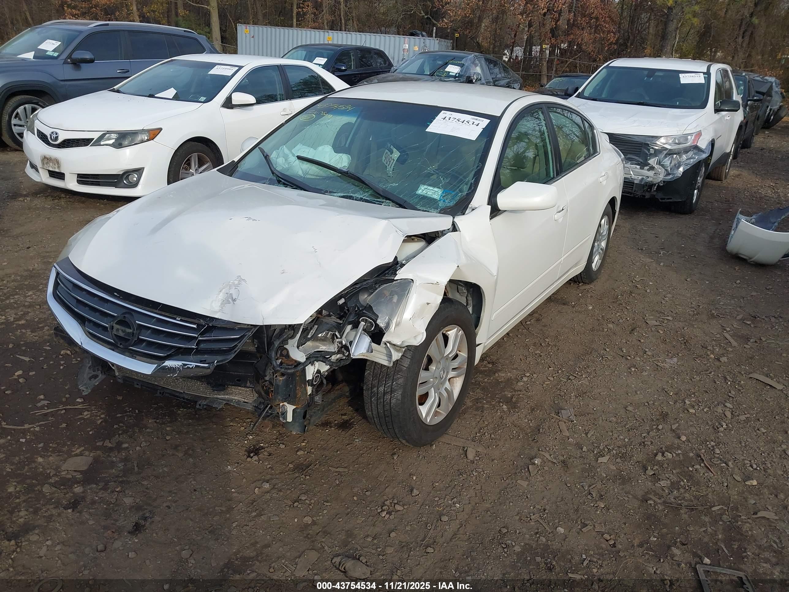 NISSAN ALTIMA image 6