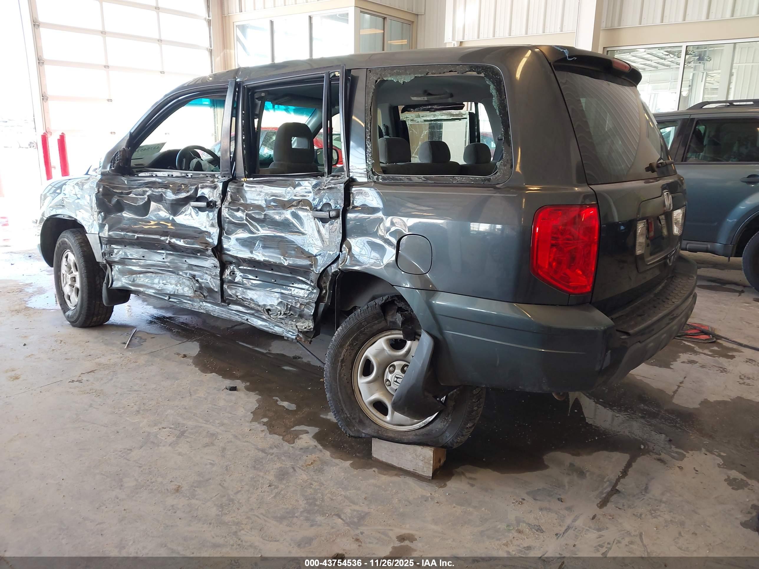 HONDA PILOT image 3