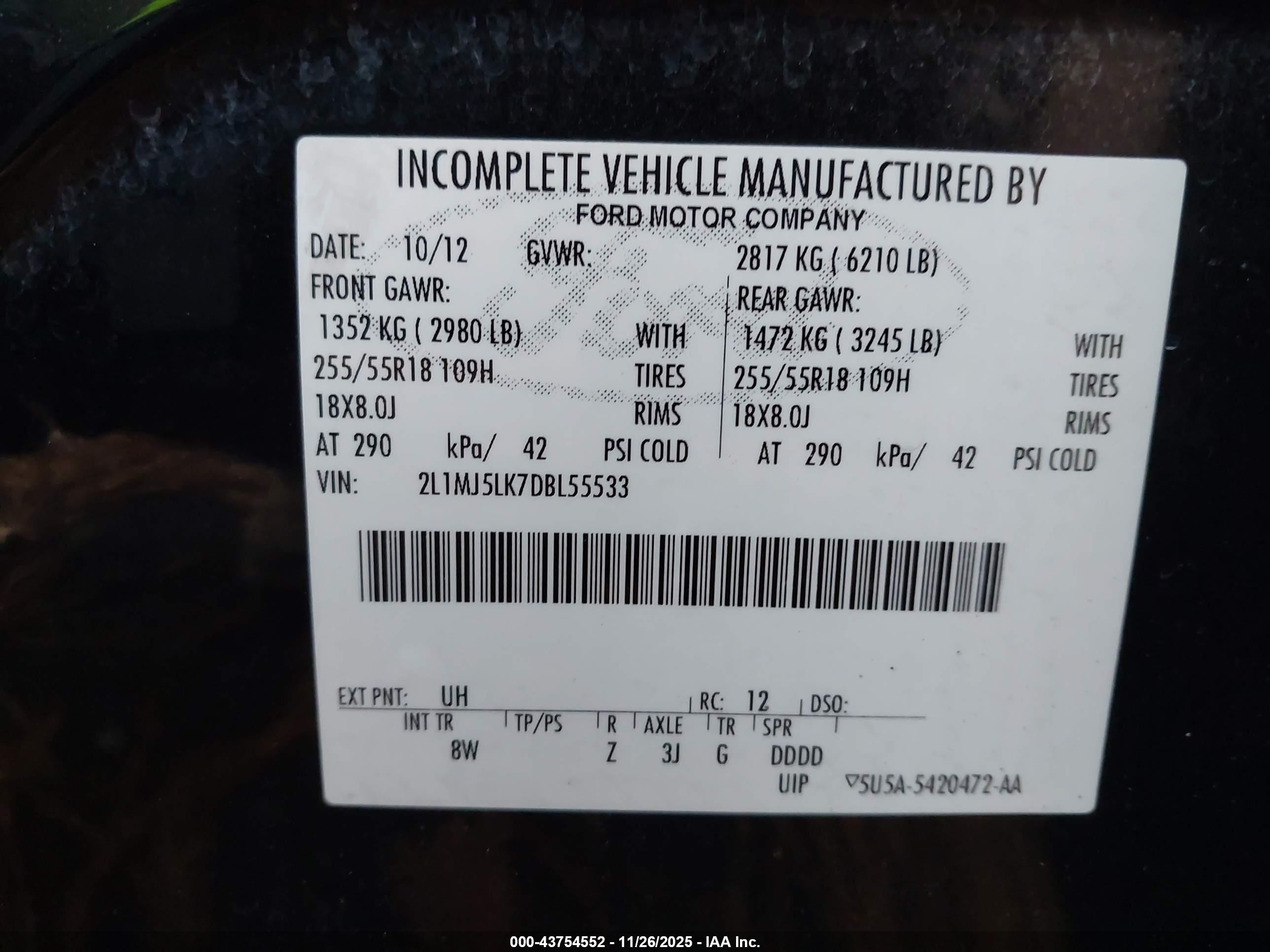 LINCOLN MKT image 9