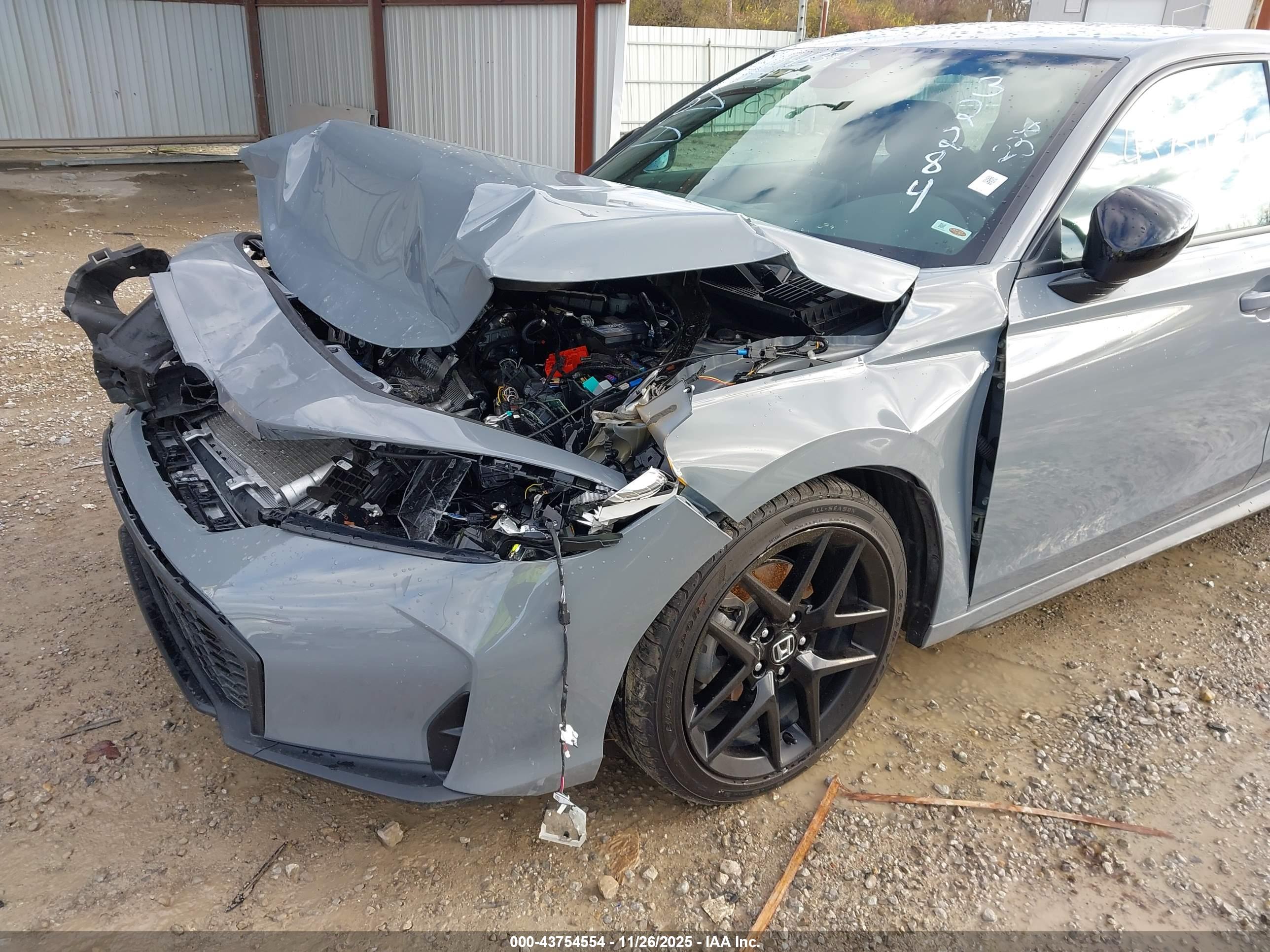 HONDA CIVIC image 6