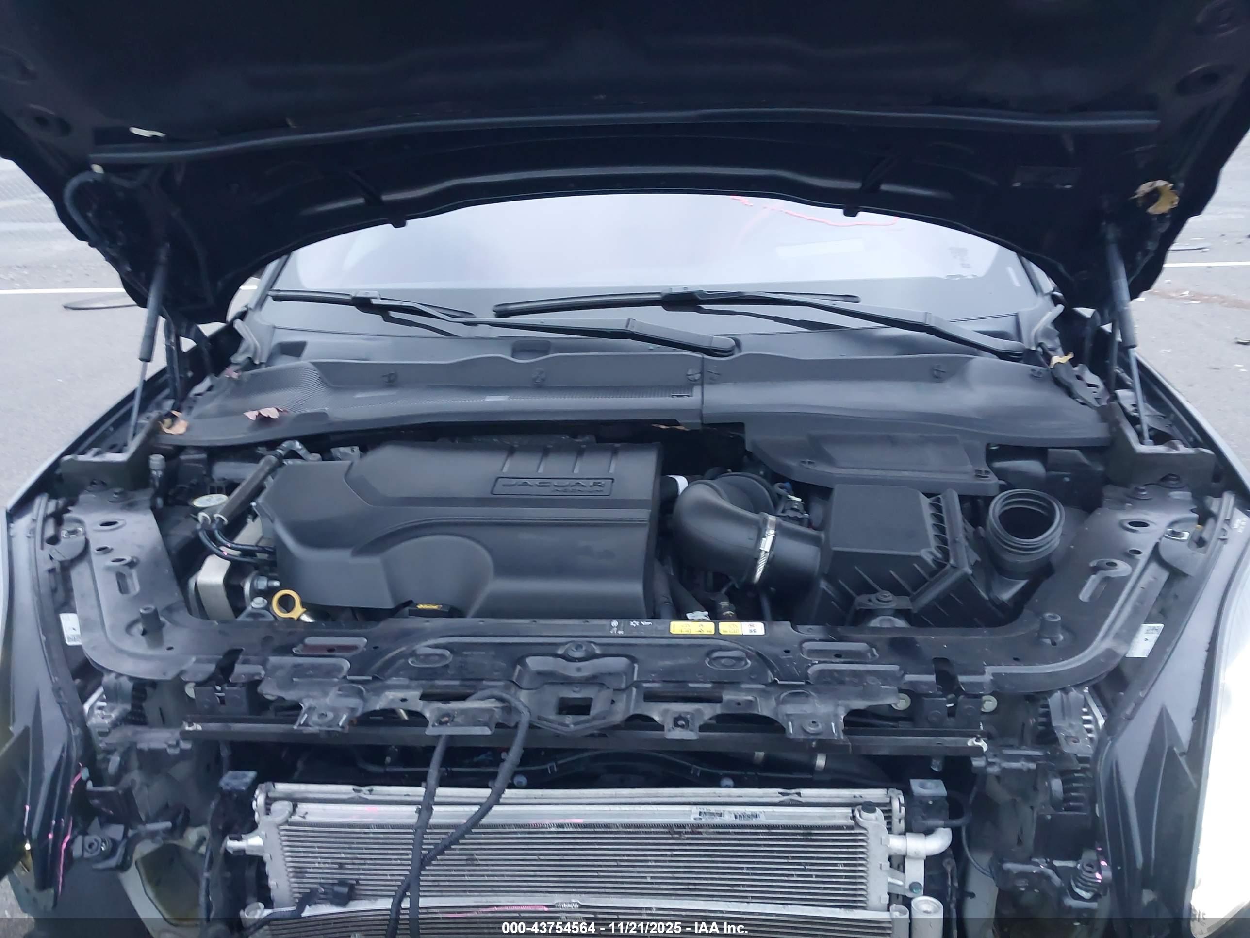 JAGUAR E-PACE image 10