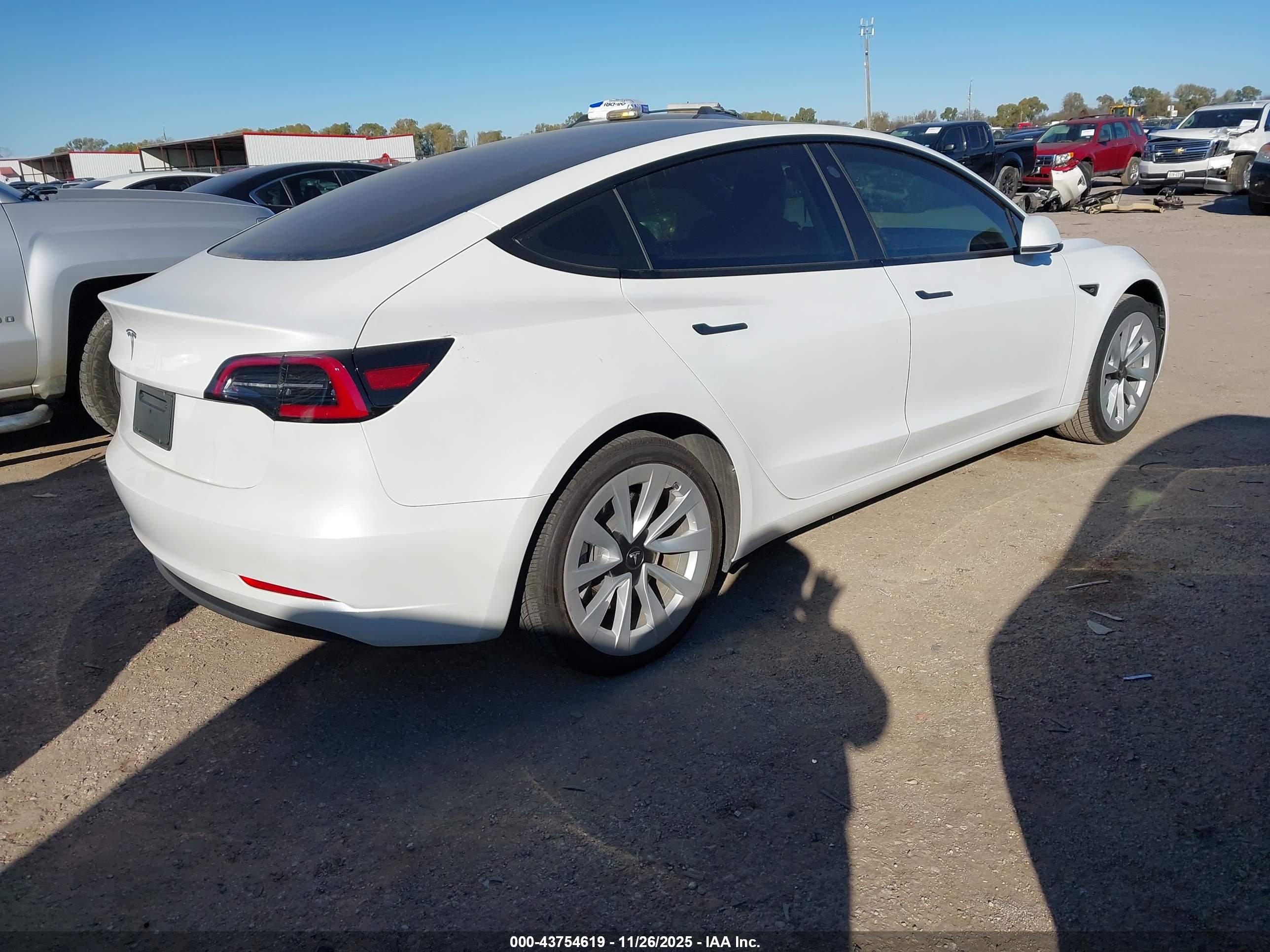 TESLA MODEL image 4