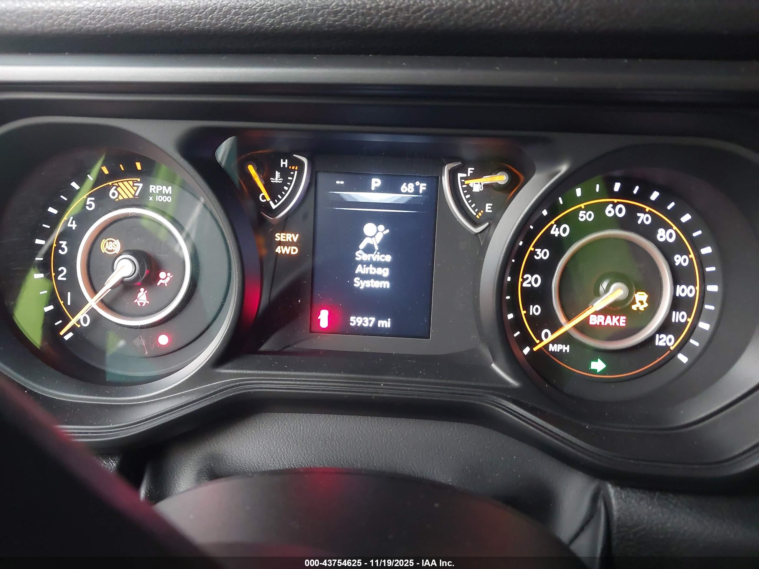 JEEP WRANGLER image 7
