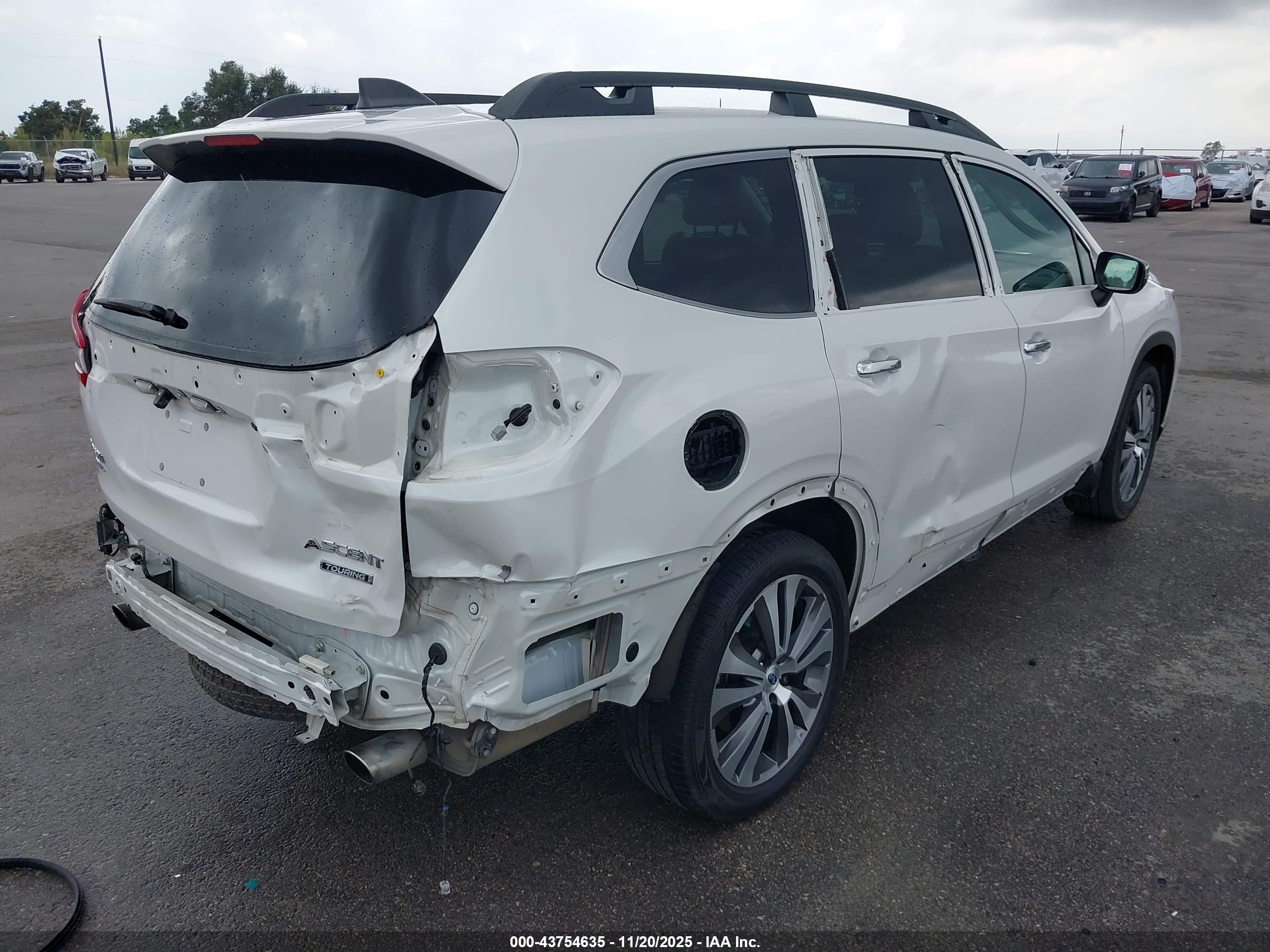 SUBARU ASCENT image 4