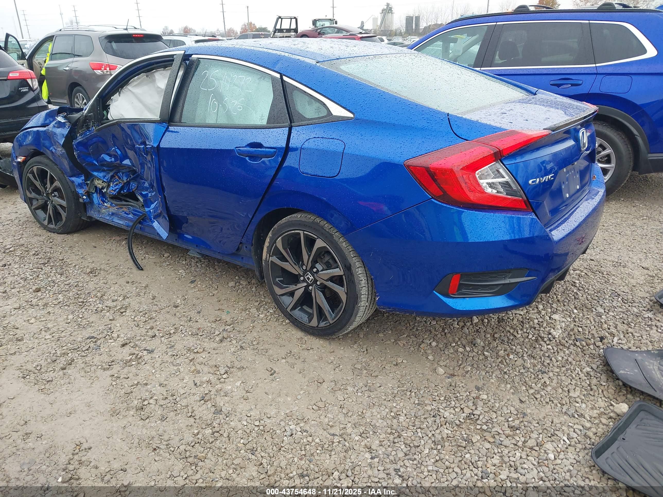 HONDA CIVIC image 3