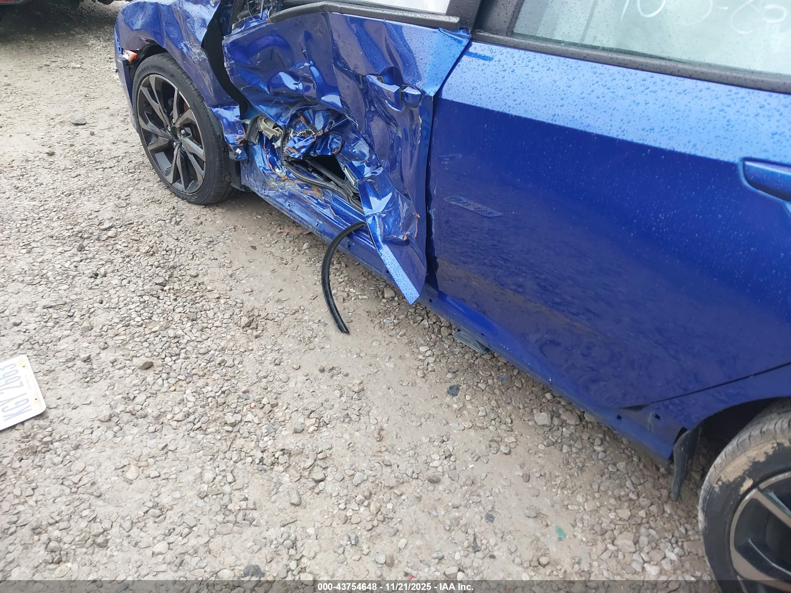 HONDA CIVIC image 6