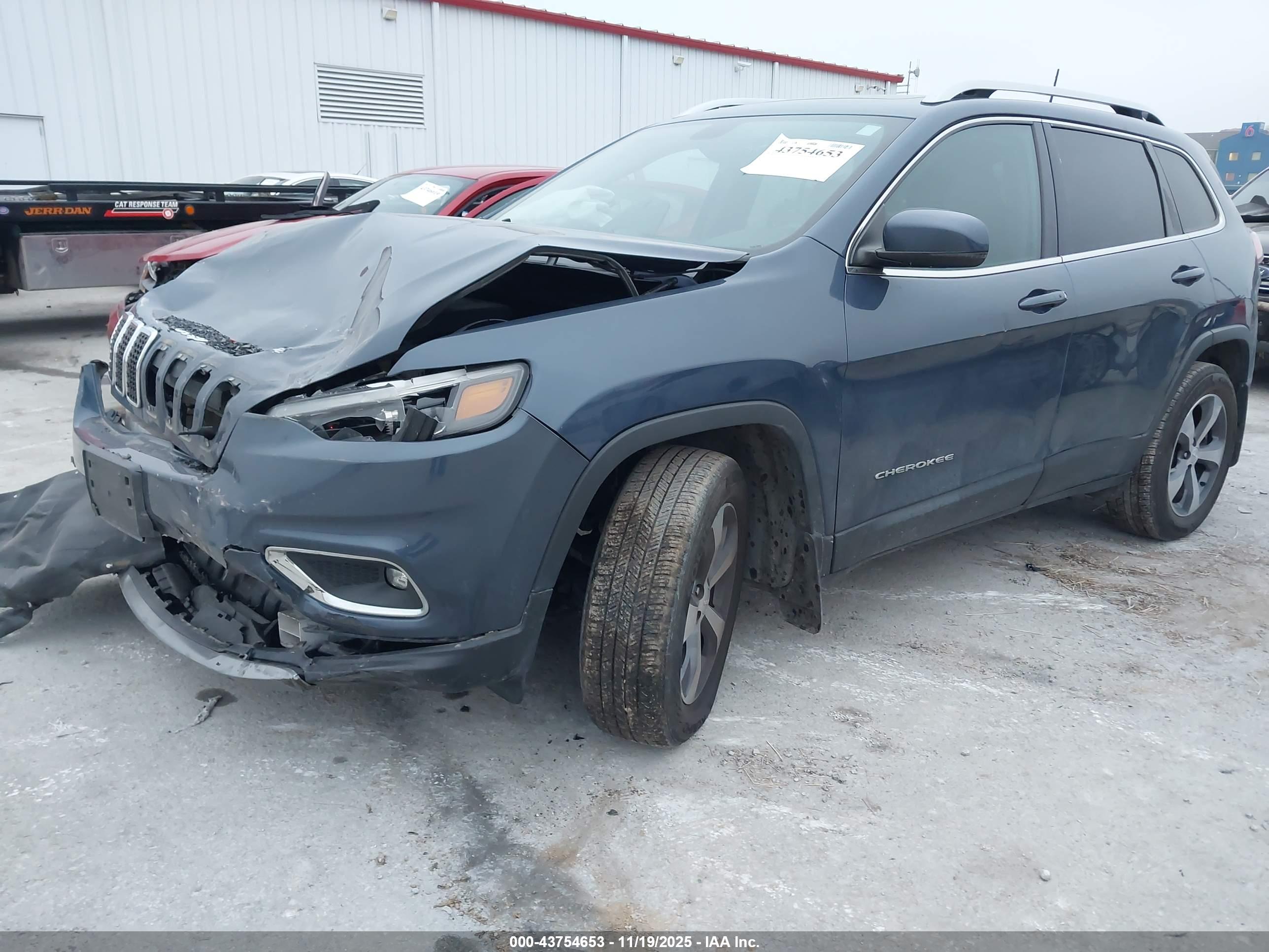 JEEP CHEROKEE image 2