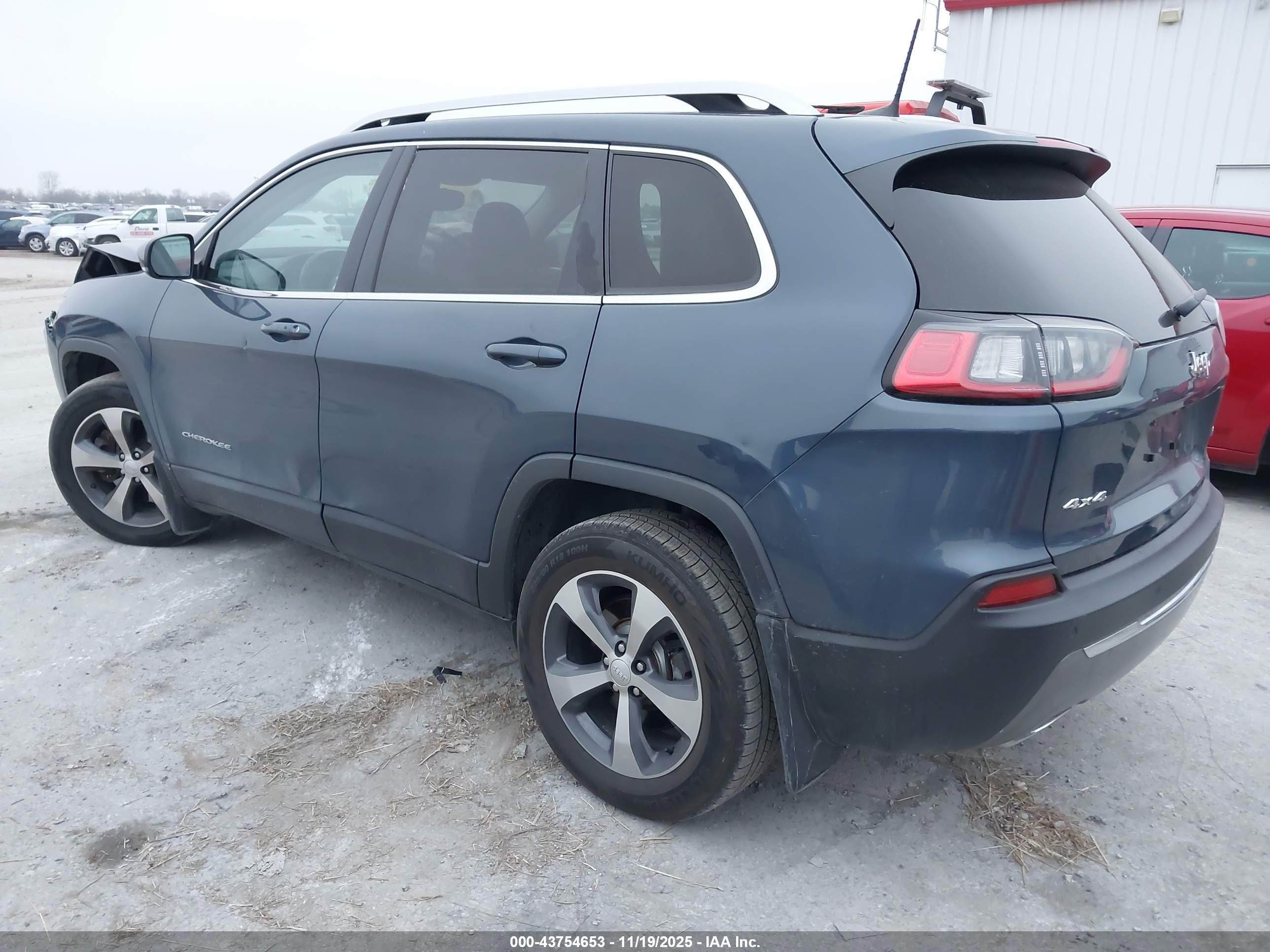 JEEP CHEROKEE image 3