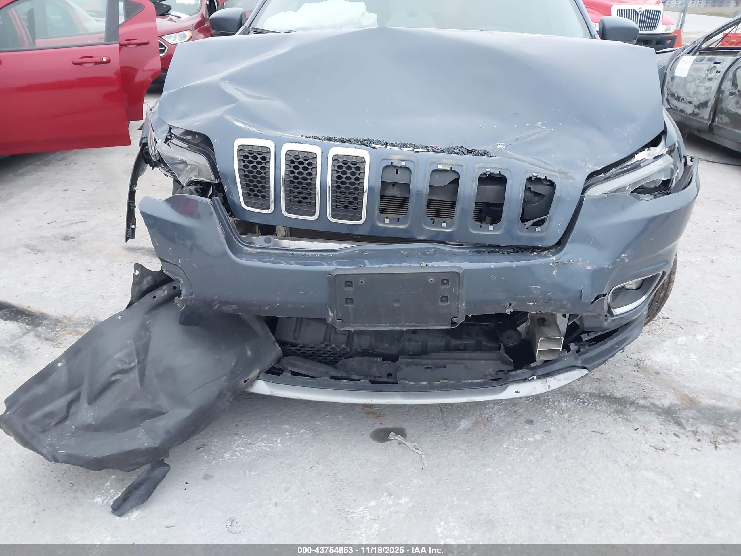JEEP CHEROKEE image 6