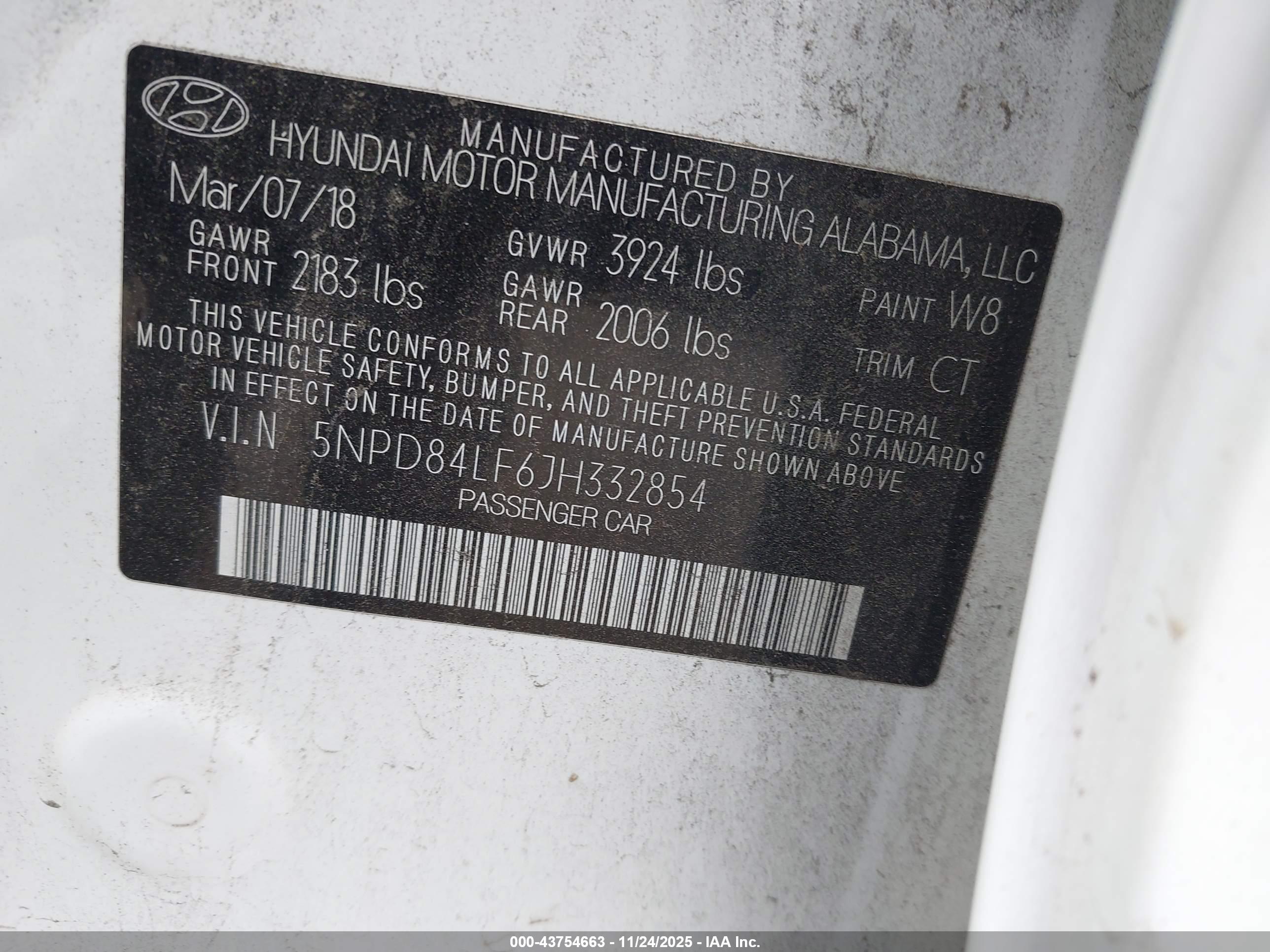 HYUNDAI ELANTRA image 9