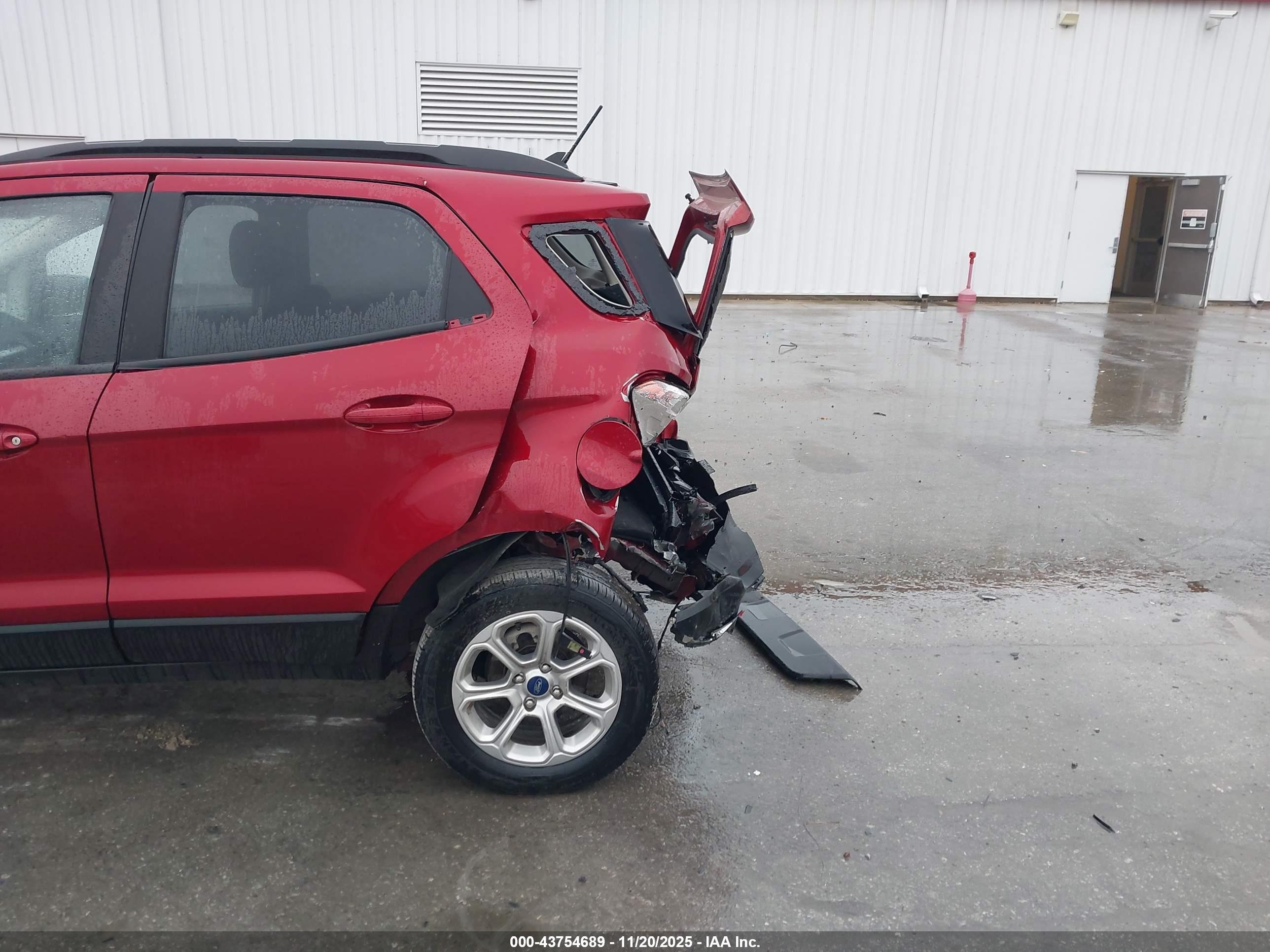 FORD ECOSPORT image 6