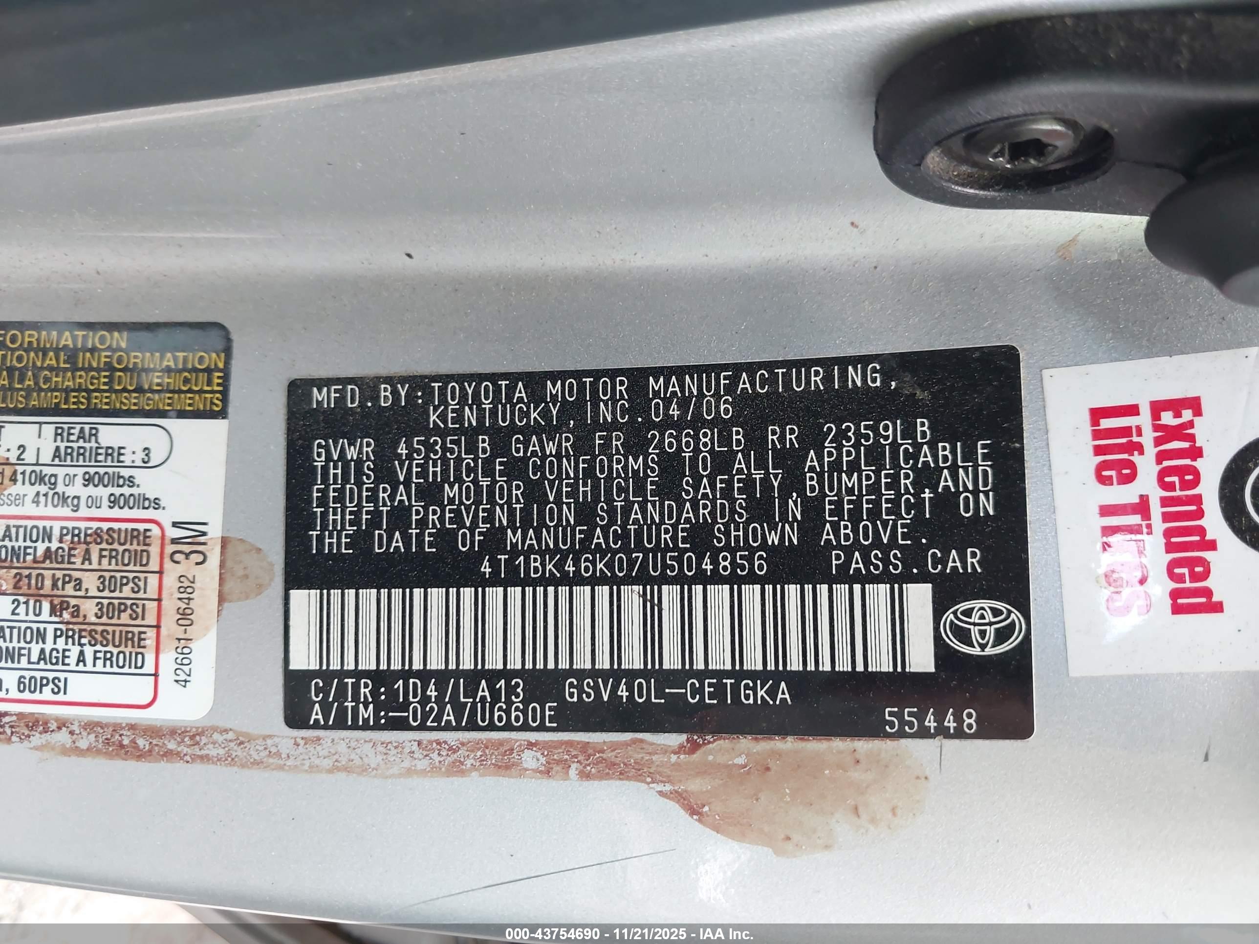 TOYOTA CAMRY image 9