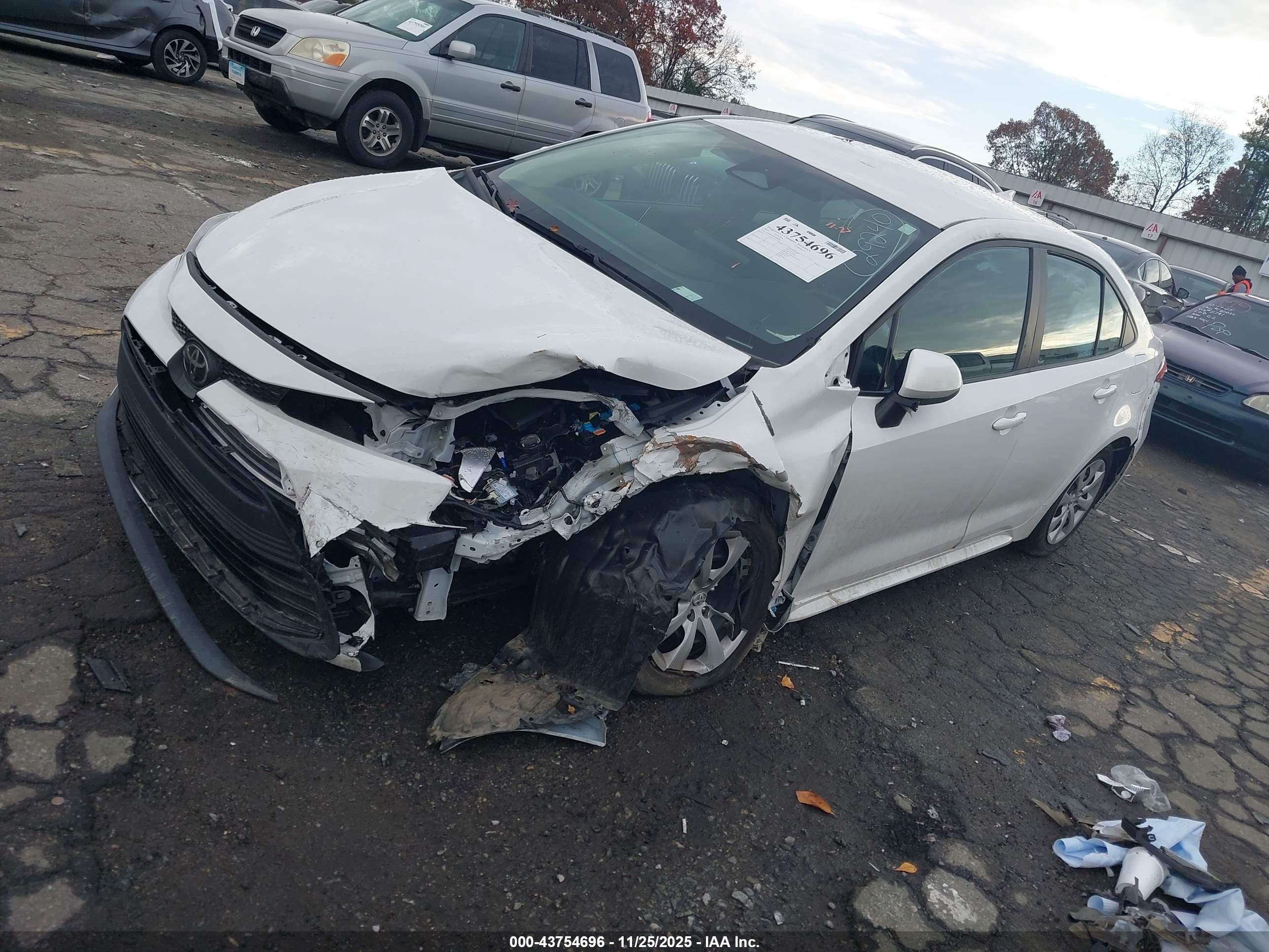 TOYOTA COROLLA image 2