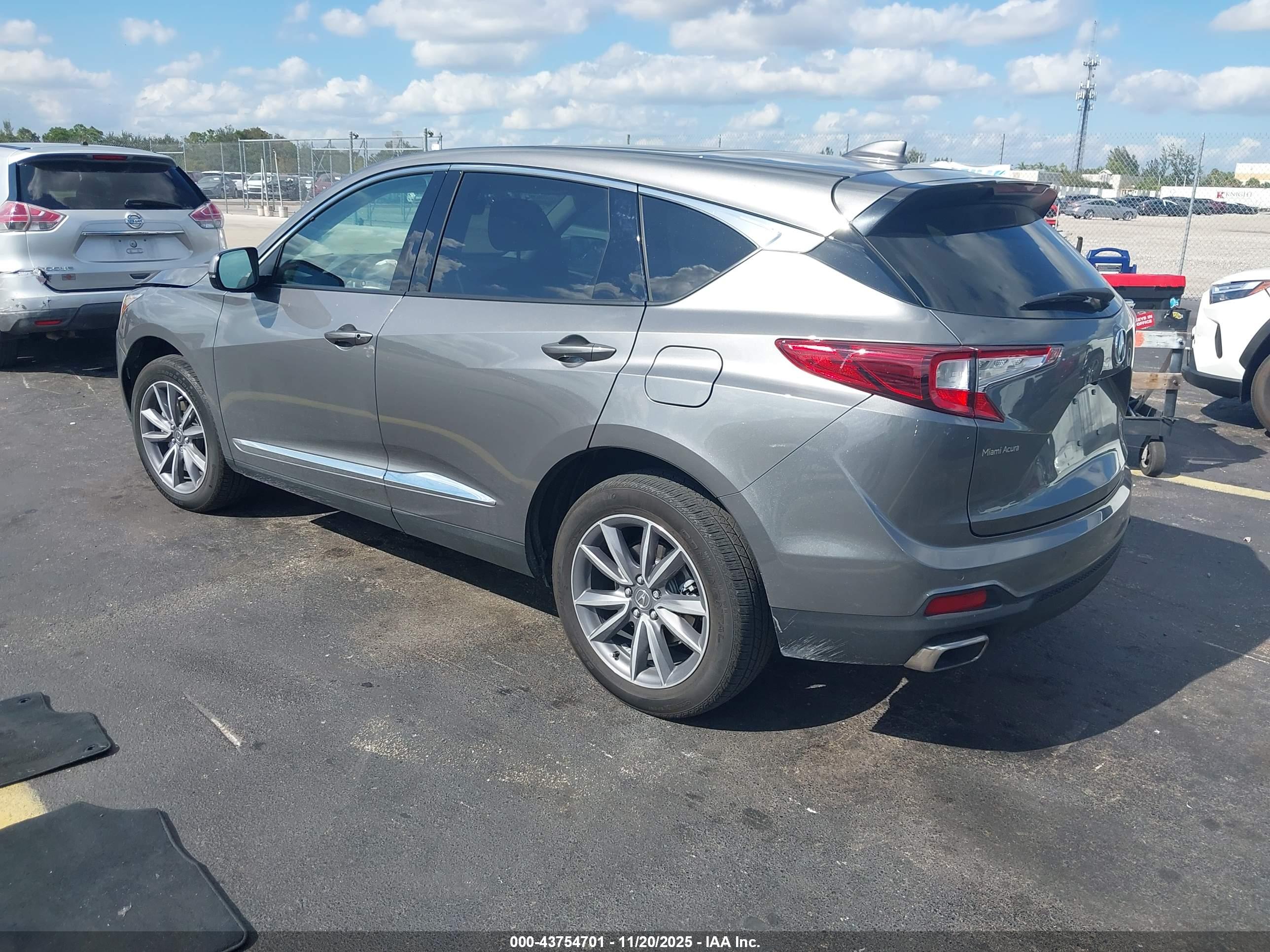 ACURA RDX image 3