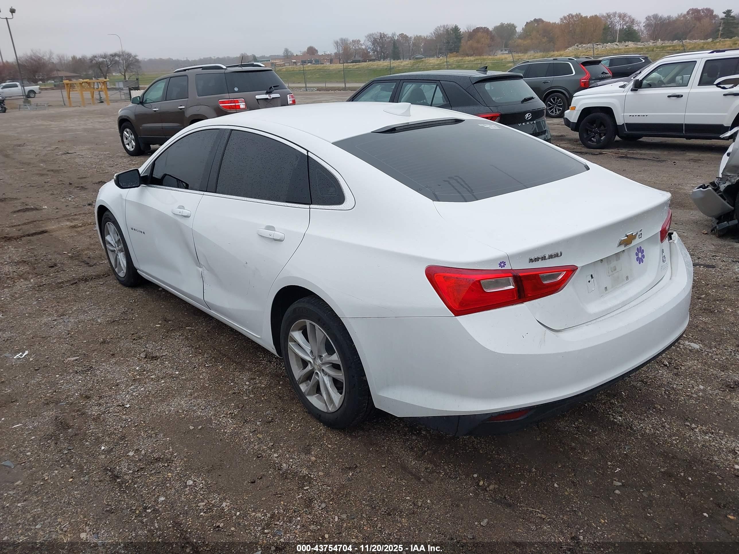 CHEVROLET MALIBU image 3
