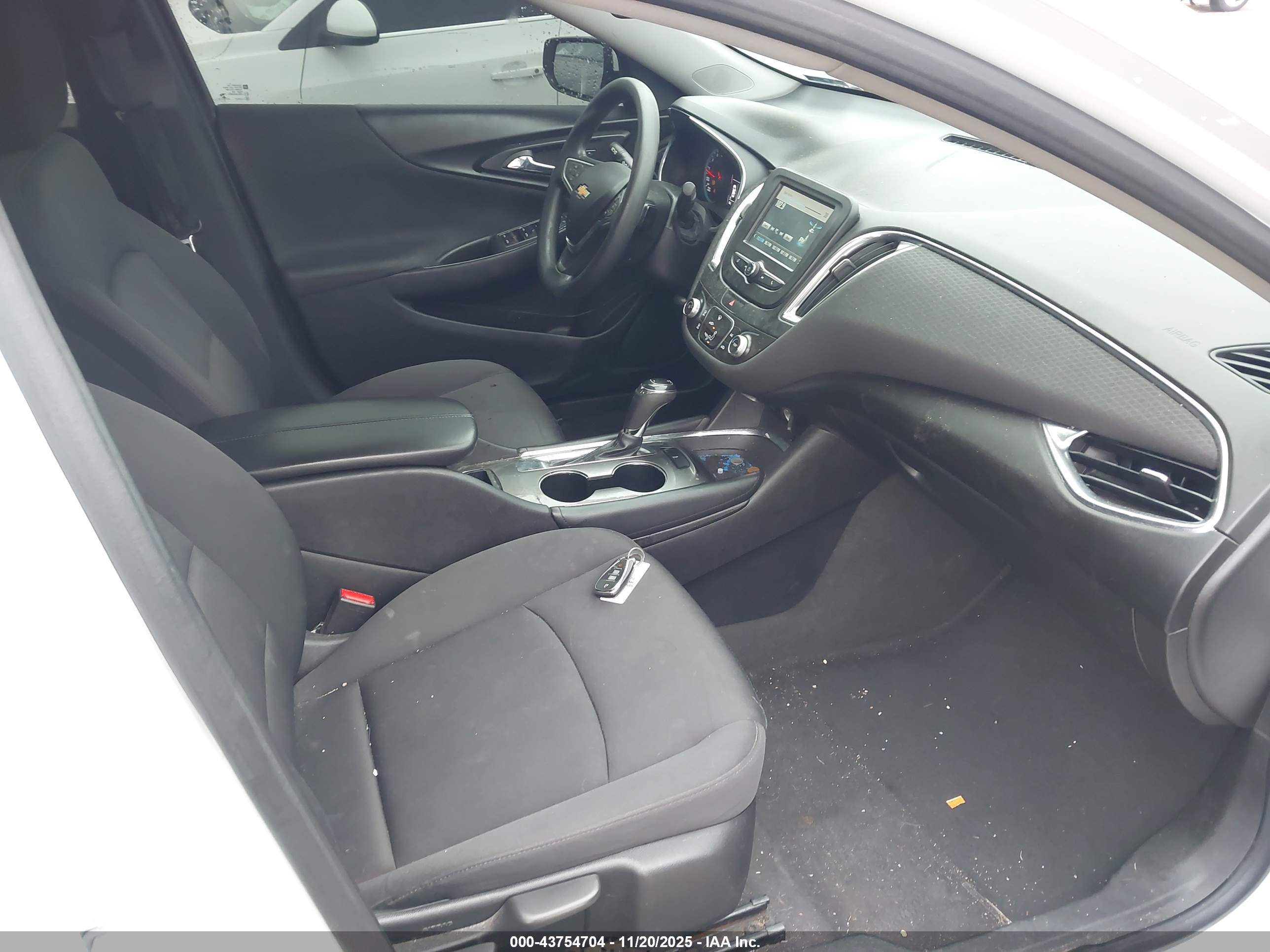 CHEVROLET MALIBU image 5
