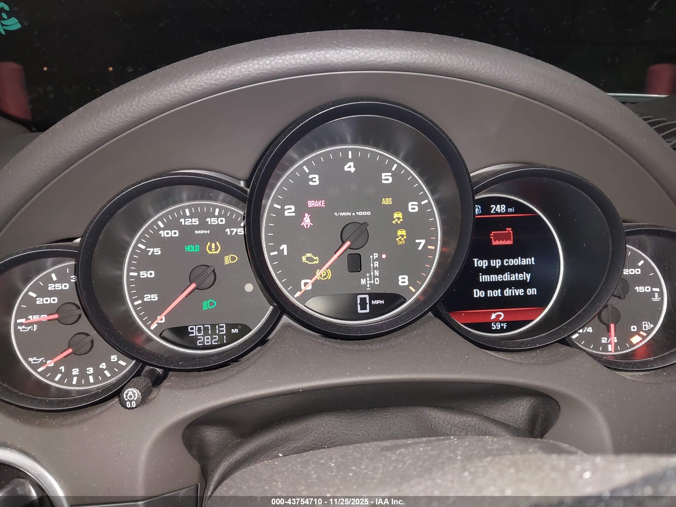 PORSCHE CAYENNE image 7