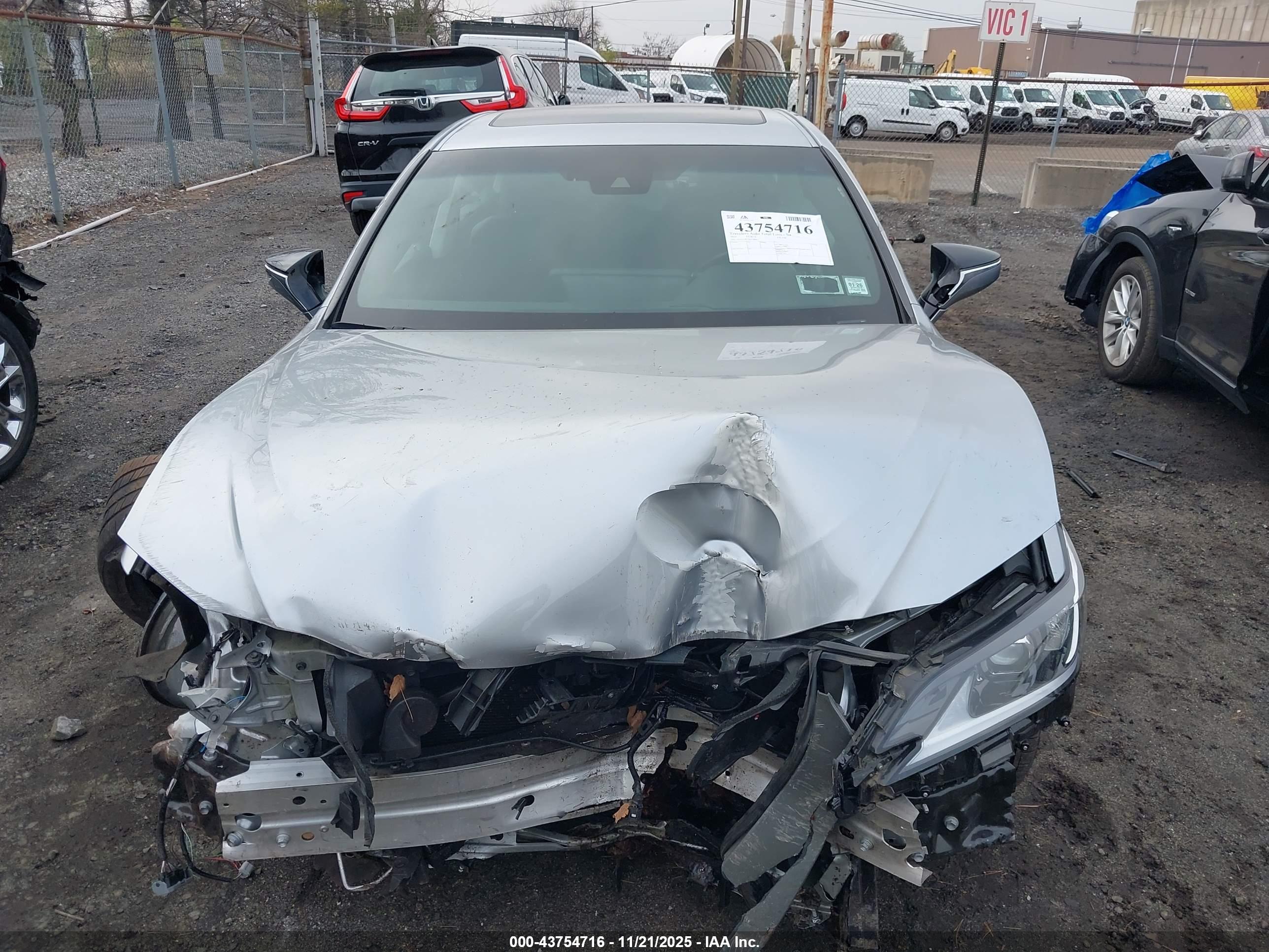 LEXUS ES image 10