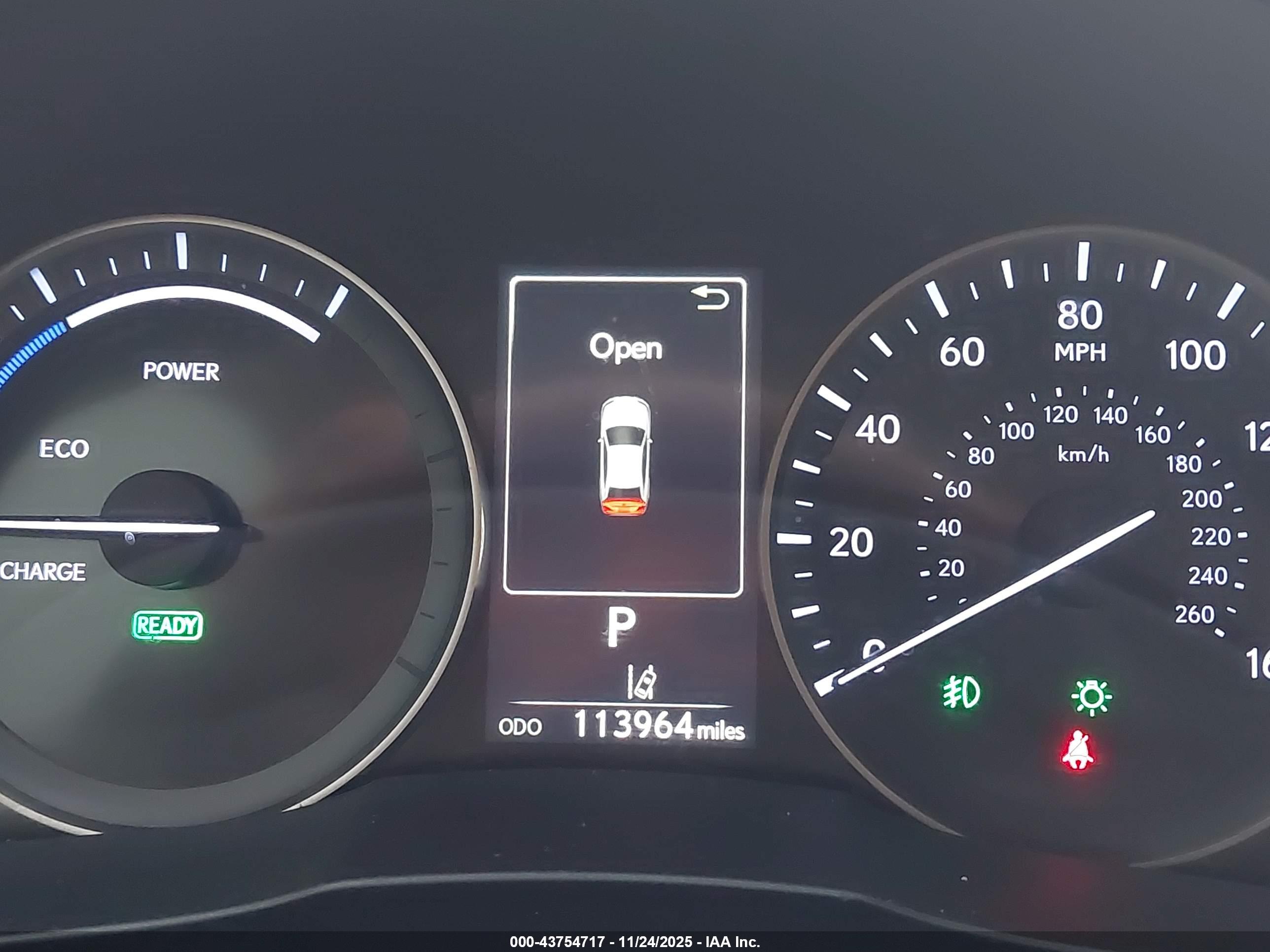 LEXUS ES image 7