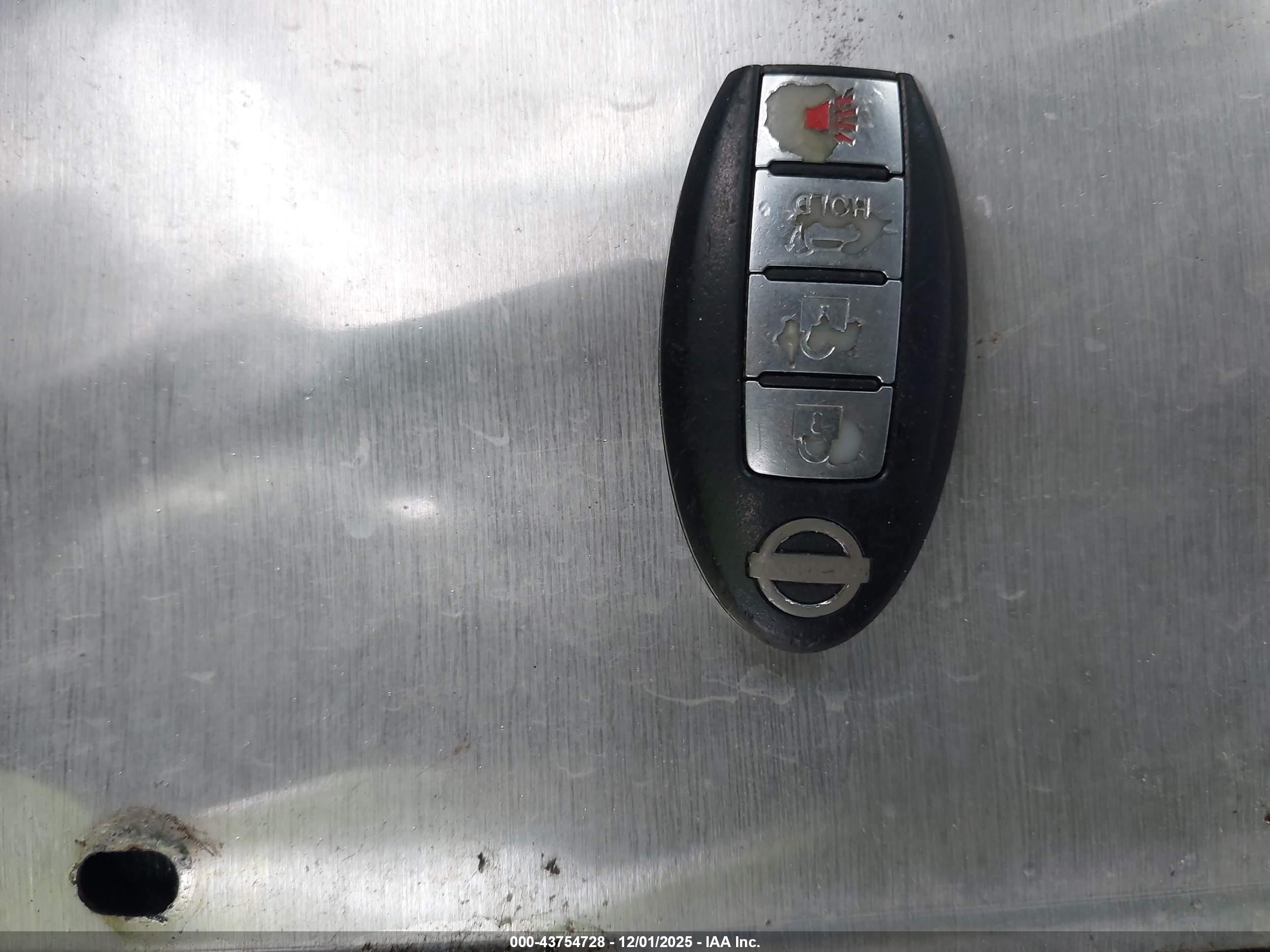 NISSAN ARMADA image 11