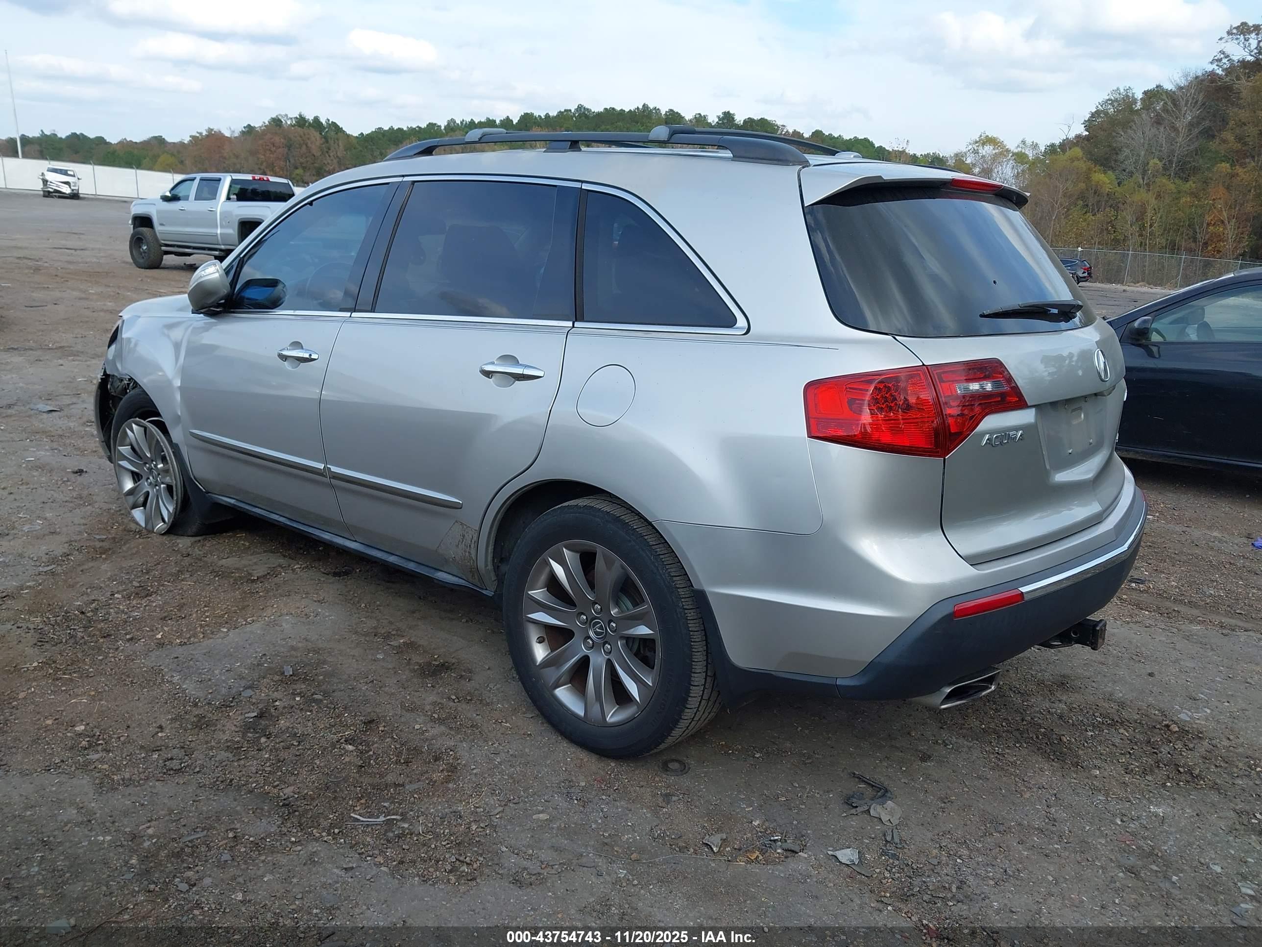 ACURA MDX image 3