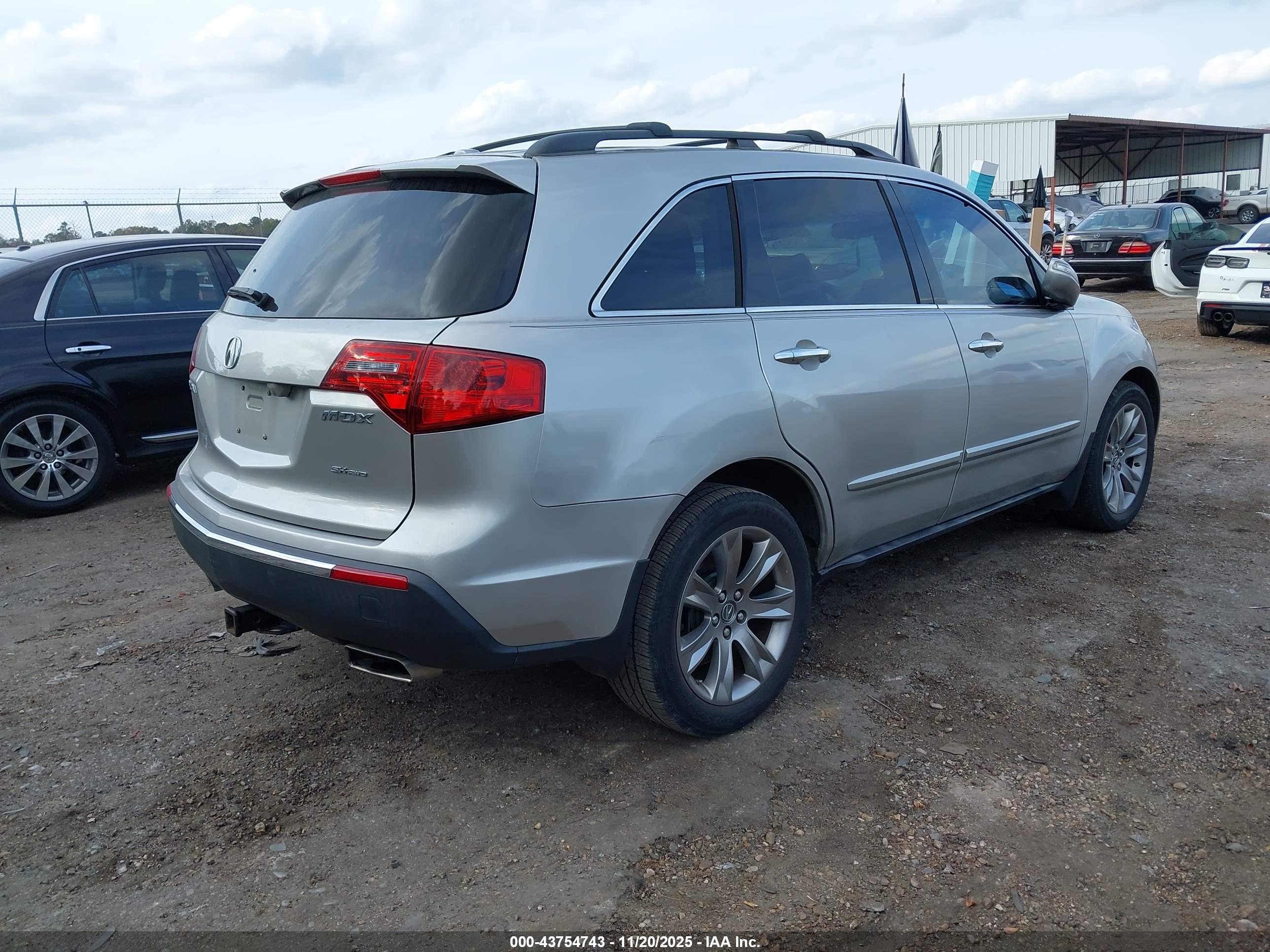 ACURA MDX image 4