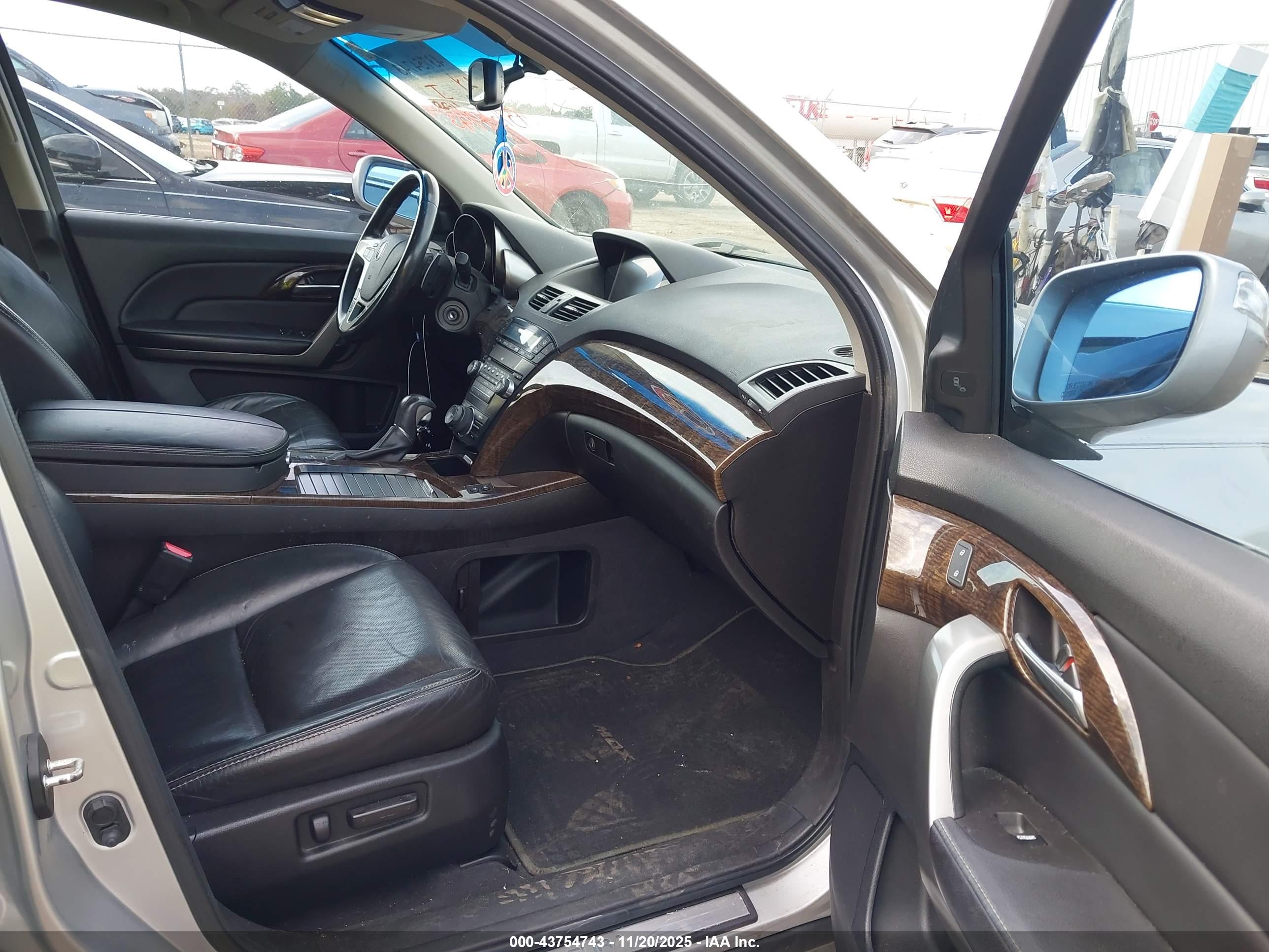 ACURA MDX image 5