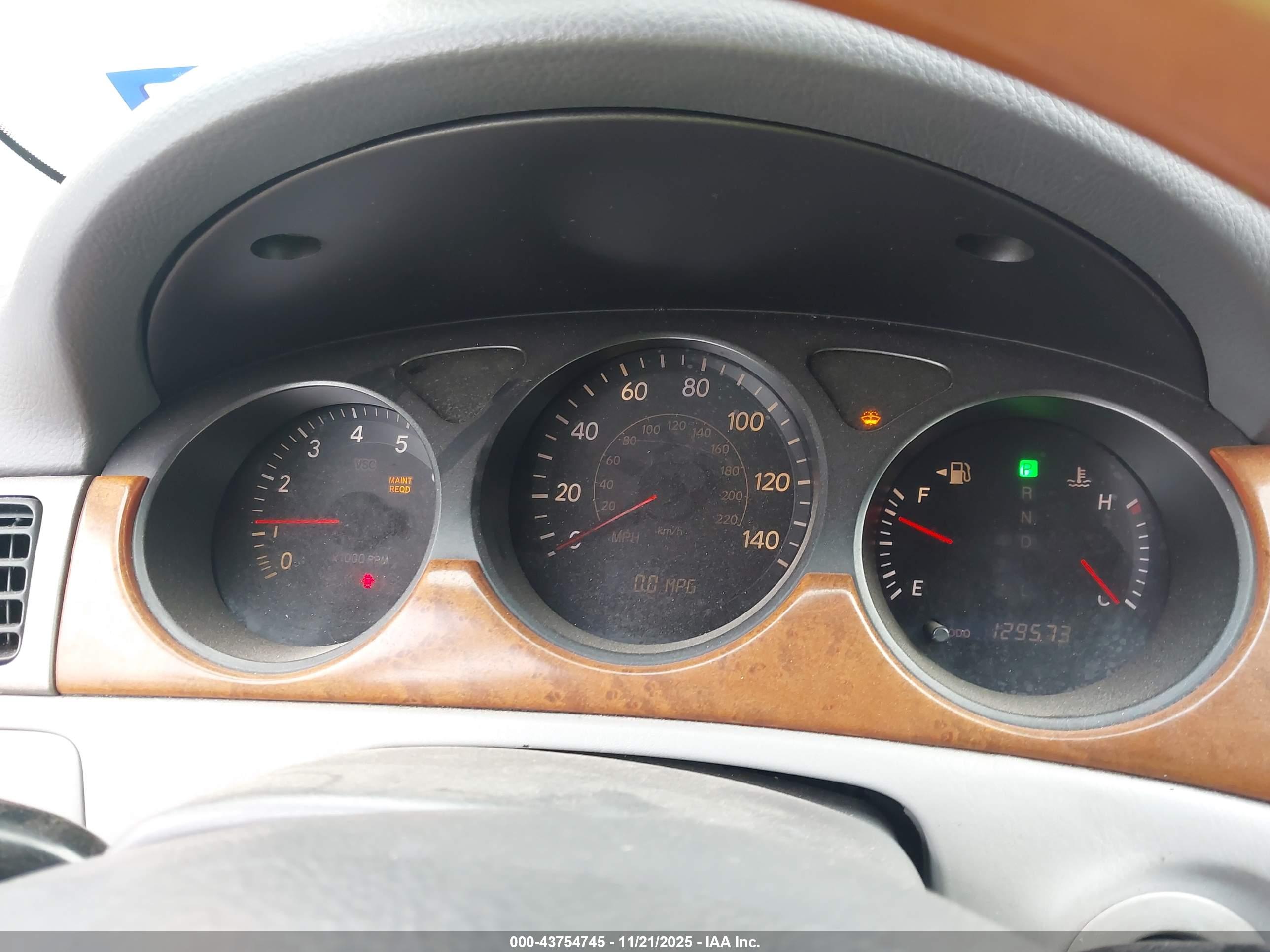 LEXUS ES image 7