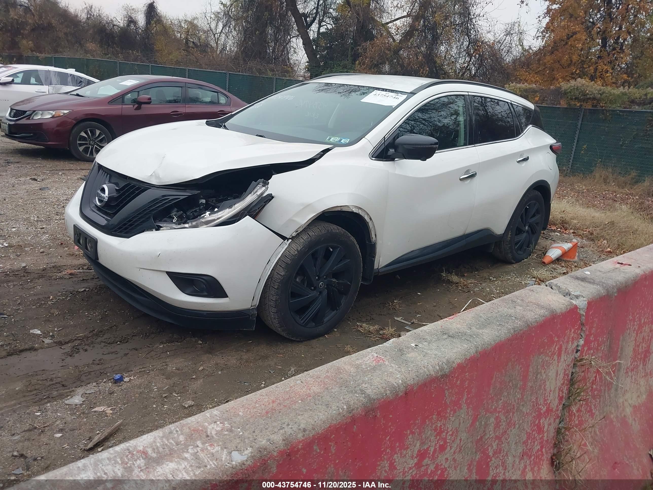 NISSAN MURANO image 2