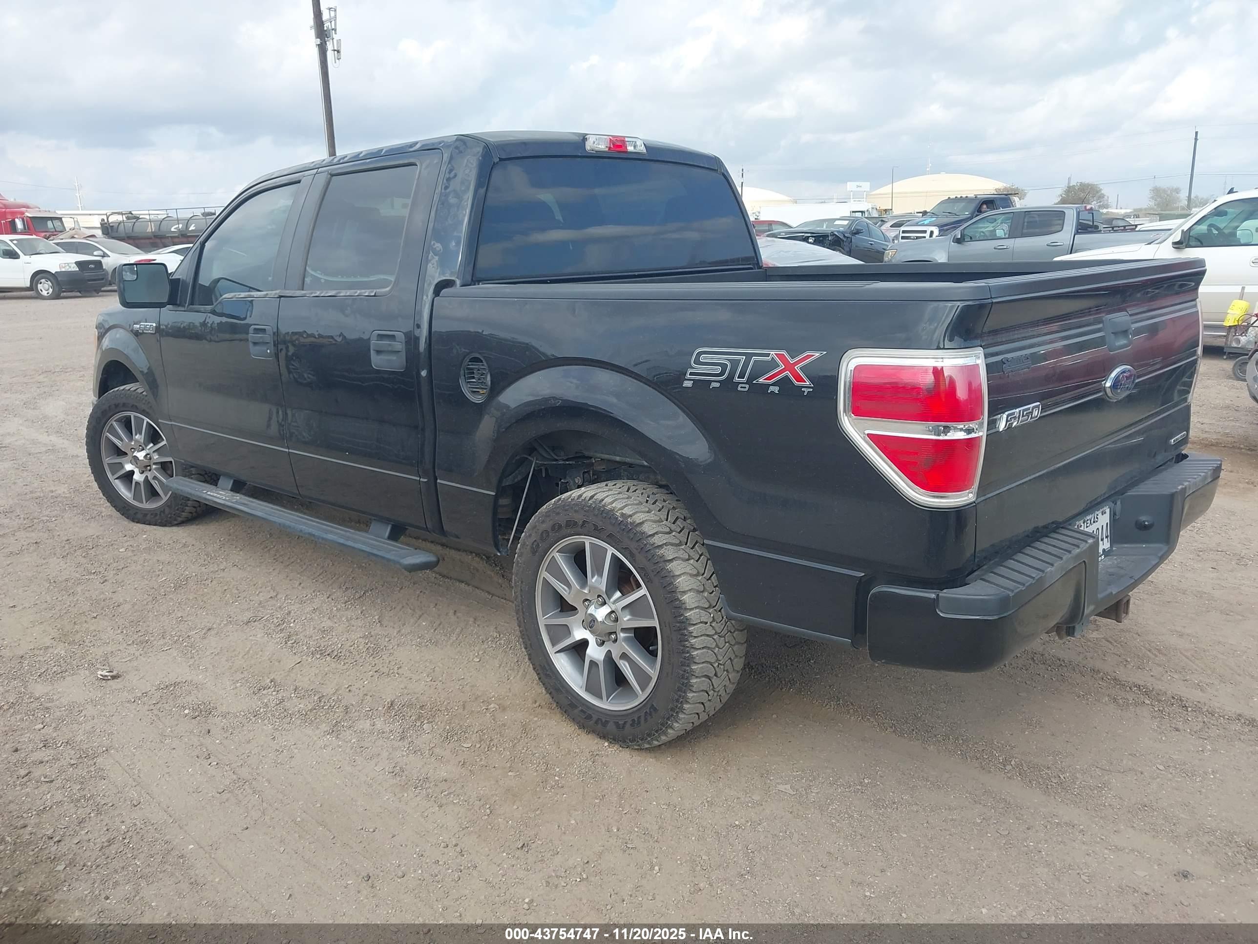 FORD F-150 image 3