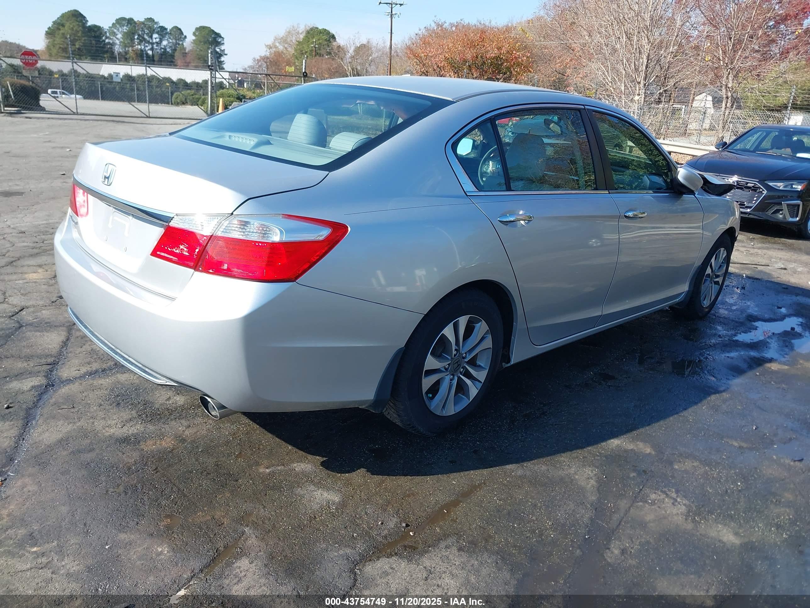 HONDA ACCORD image 4
